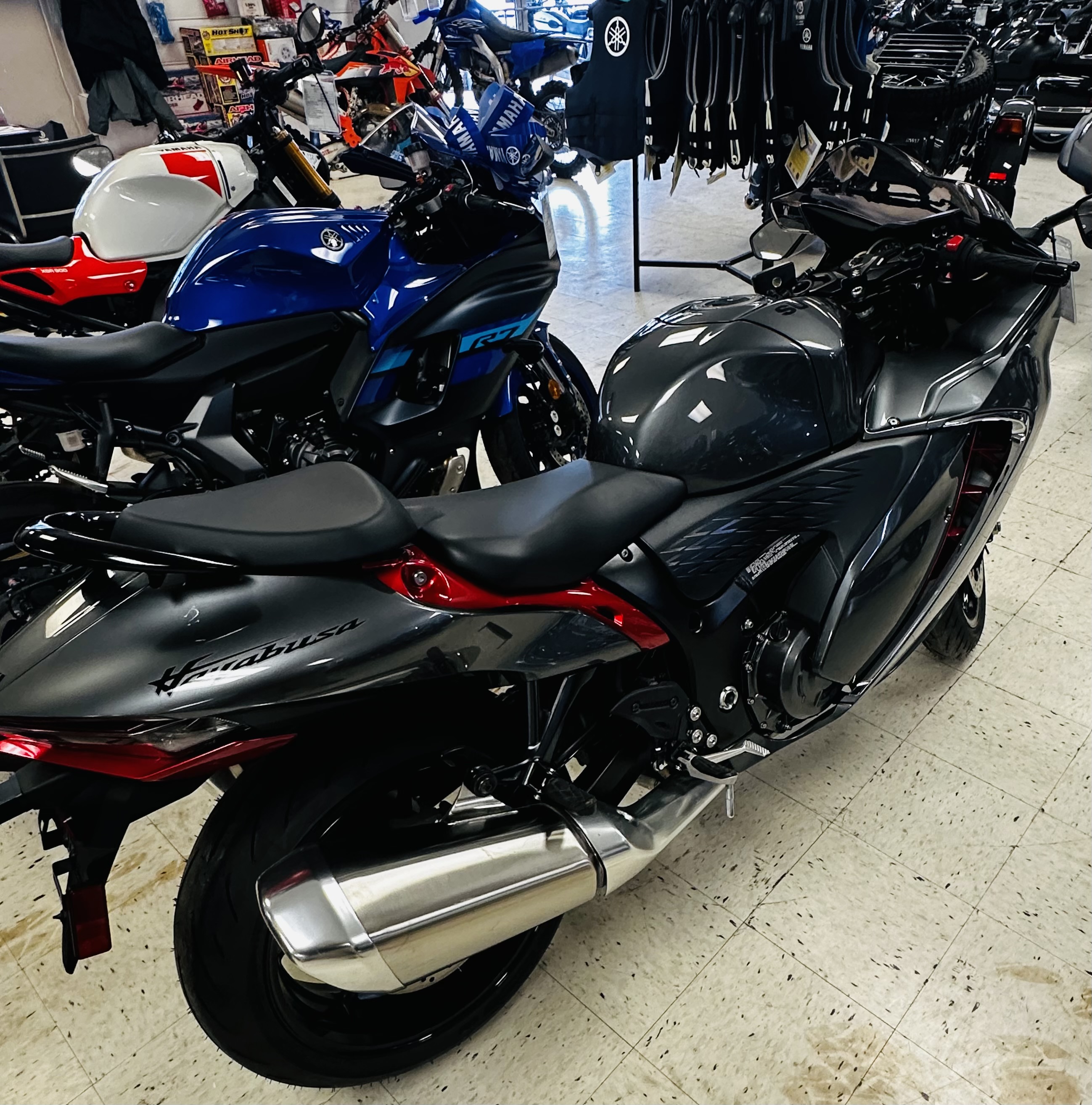 2023 Suzuki Hayabusa 1340 - Photo 3