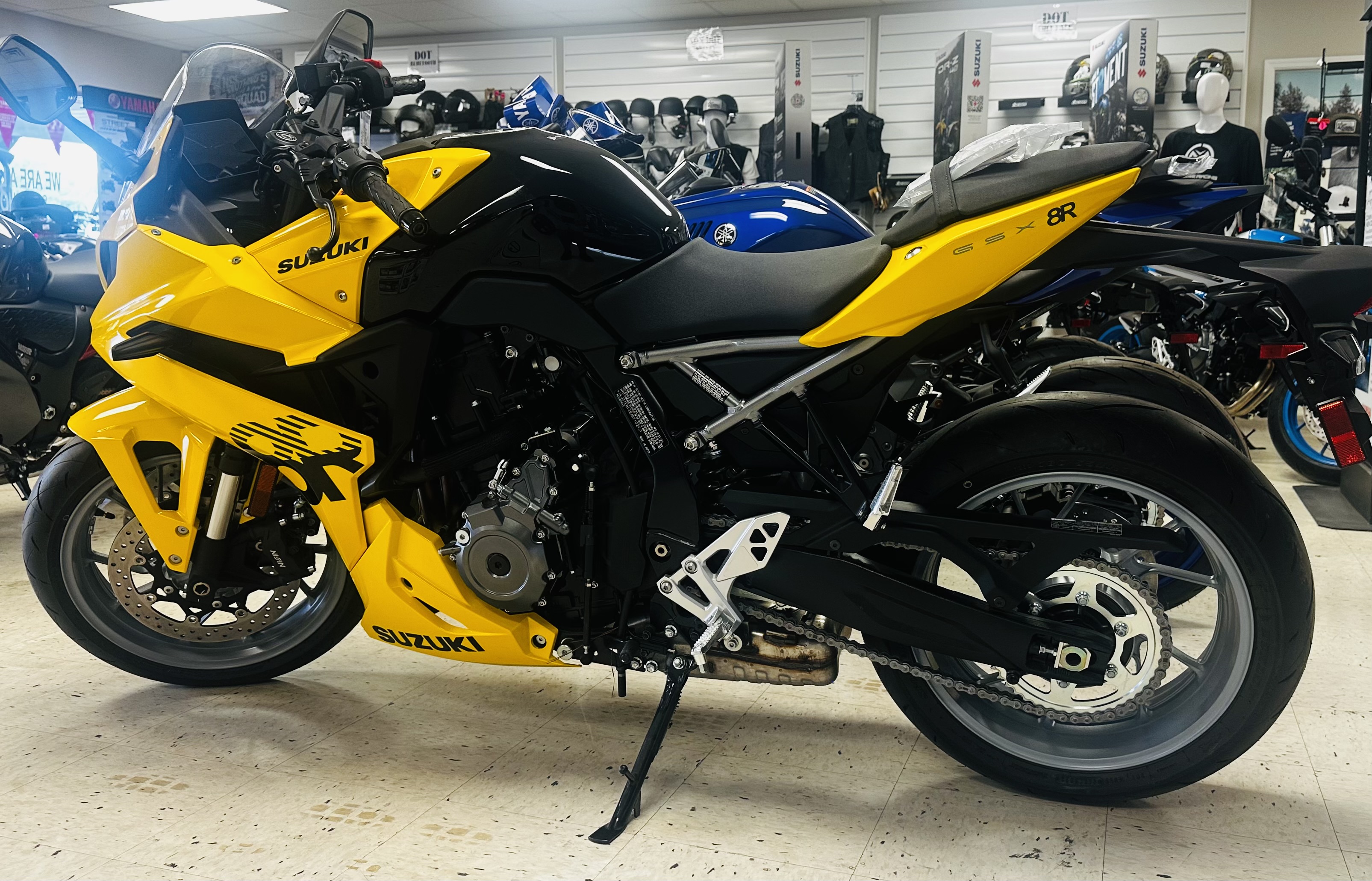 2024 Suzuki GSX-S 8R - Photo 4