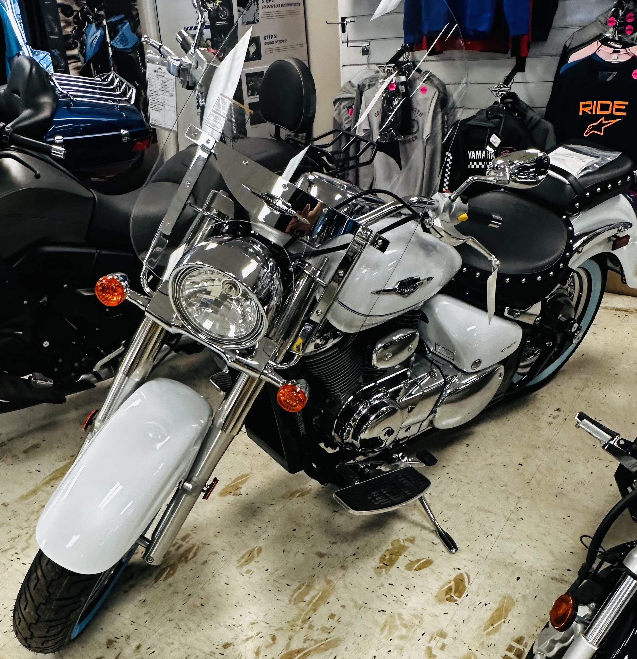 2025 Suzuki BOULEVARD C50T SPECIAL - Photo 3
