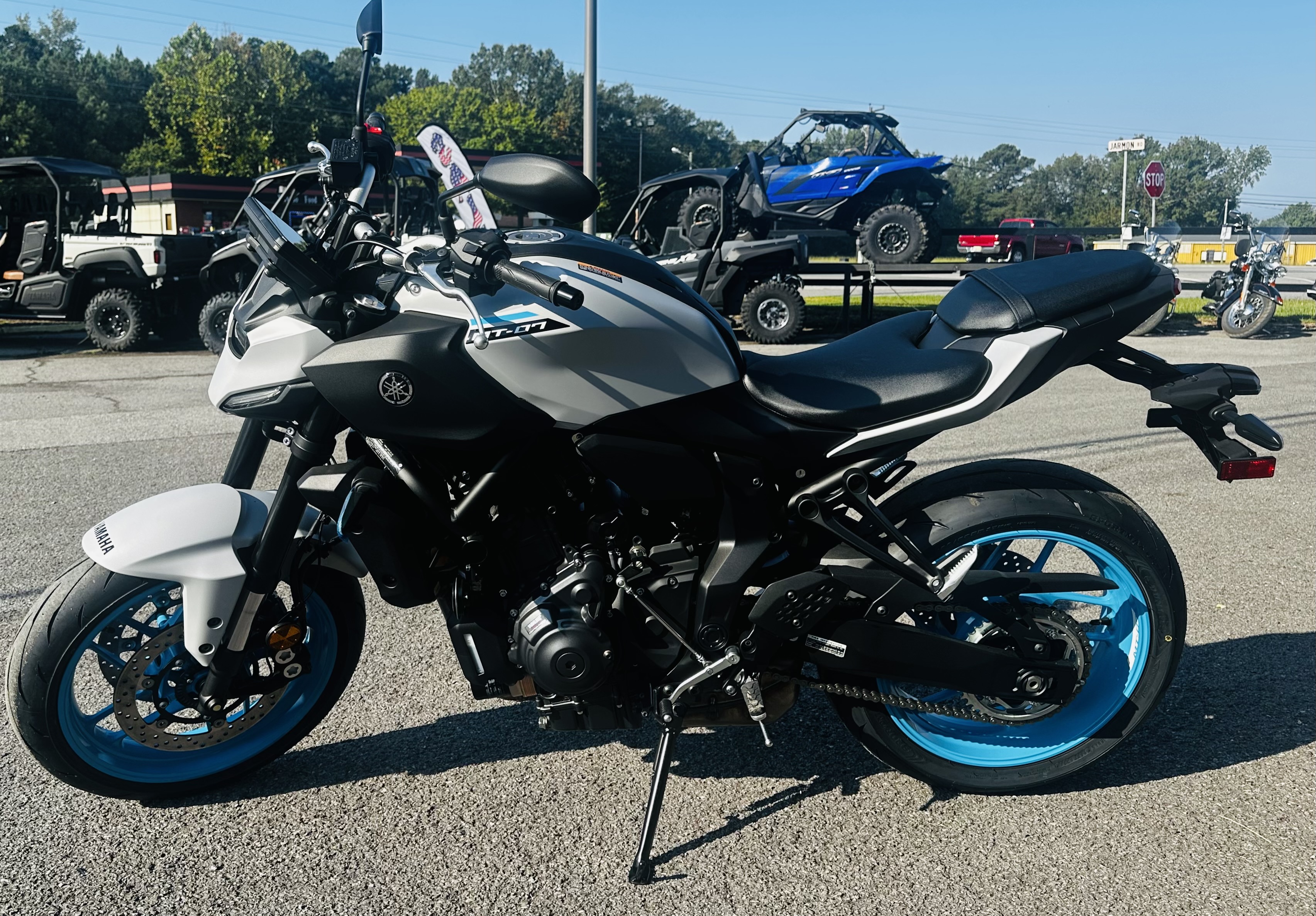 2025 Yamaha MT-07 CA - Photo 5