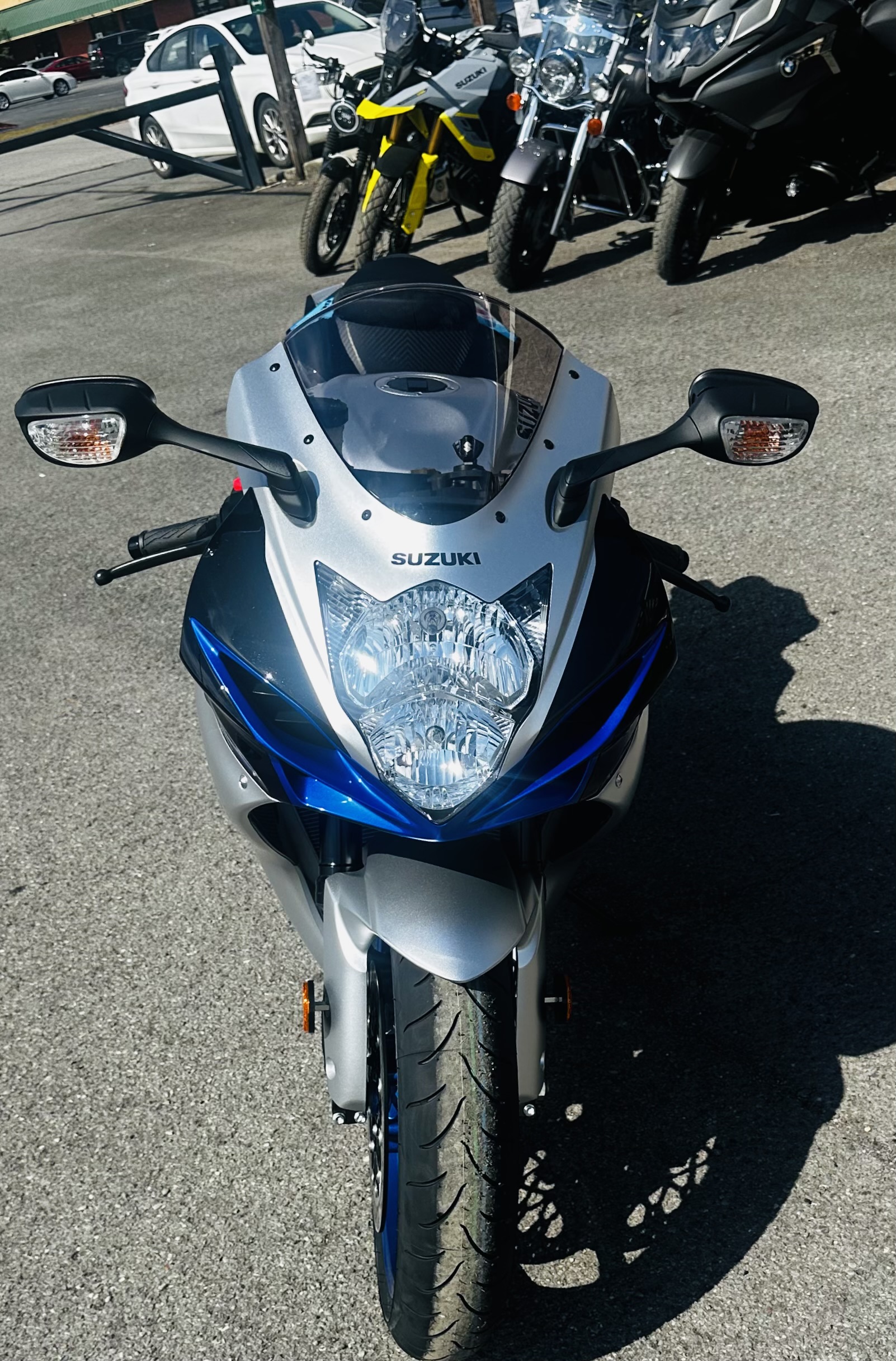 2026 Suzuki GSX-R600 - Photo 3