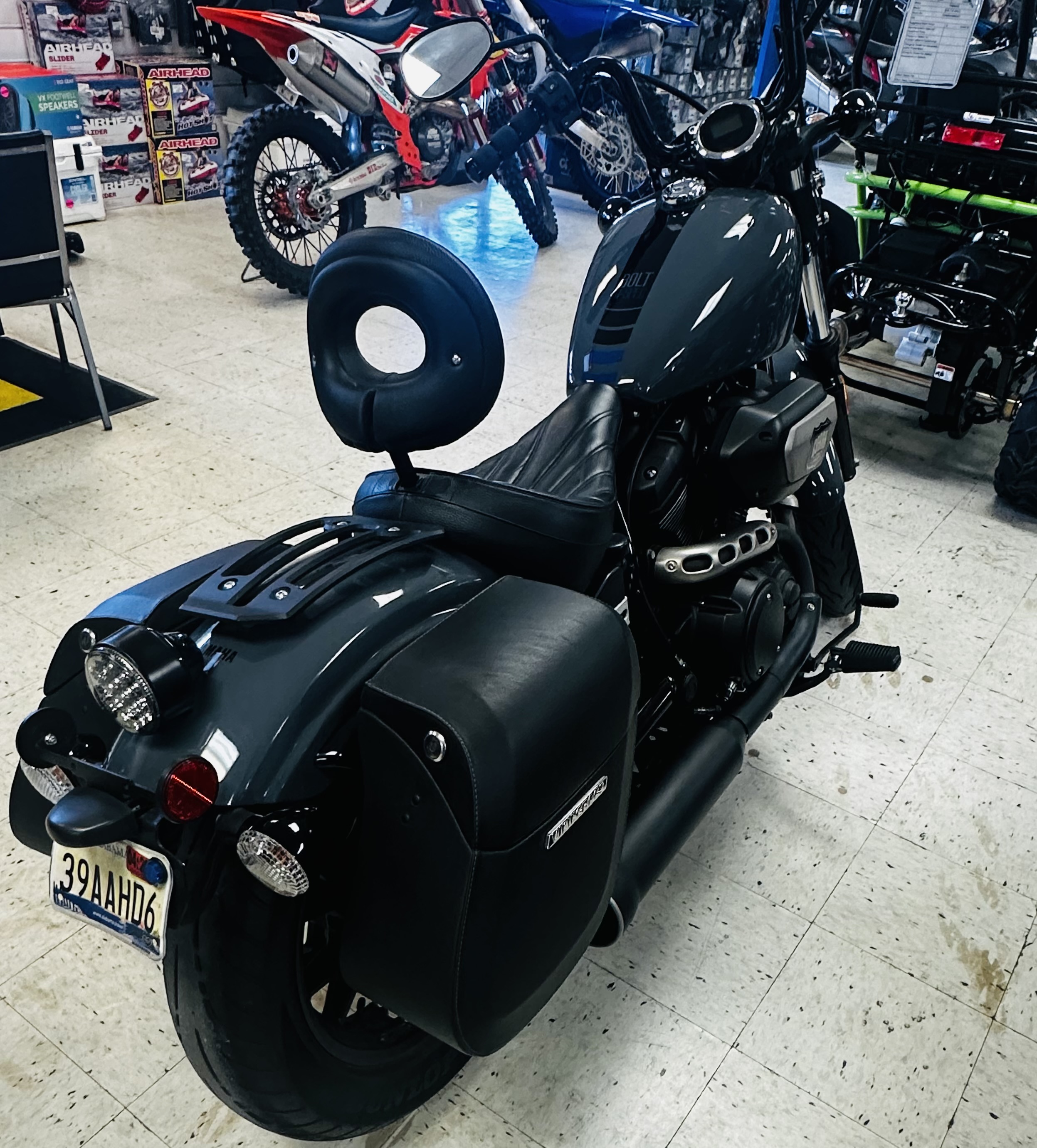 2023 Yamaha Bolt R-Spec - Photo 6