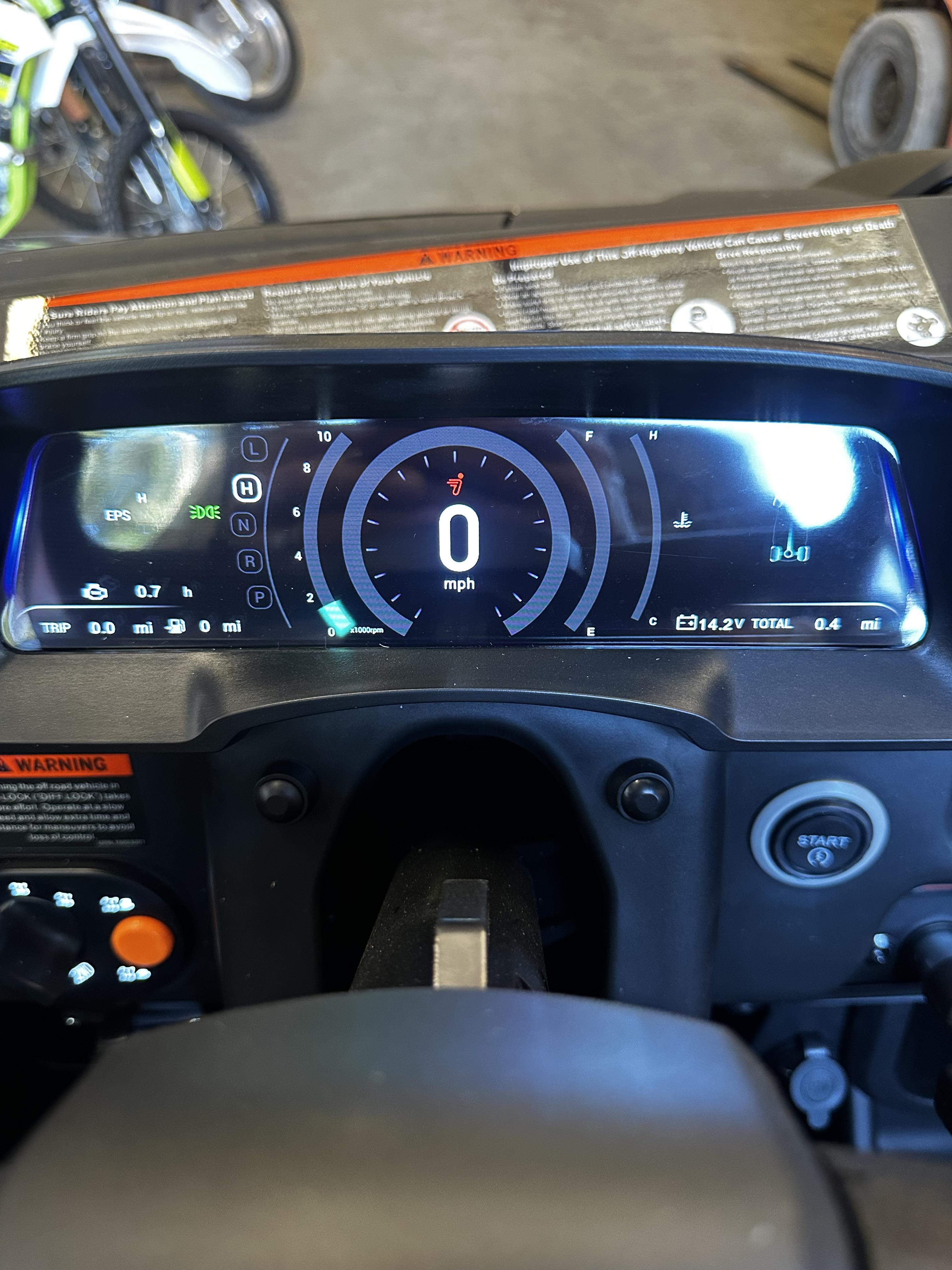 2025 Segway Powersports UT10 P - Photo 10