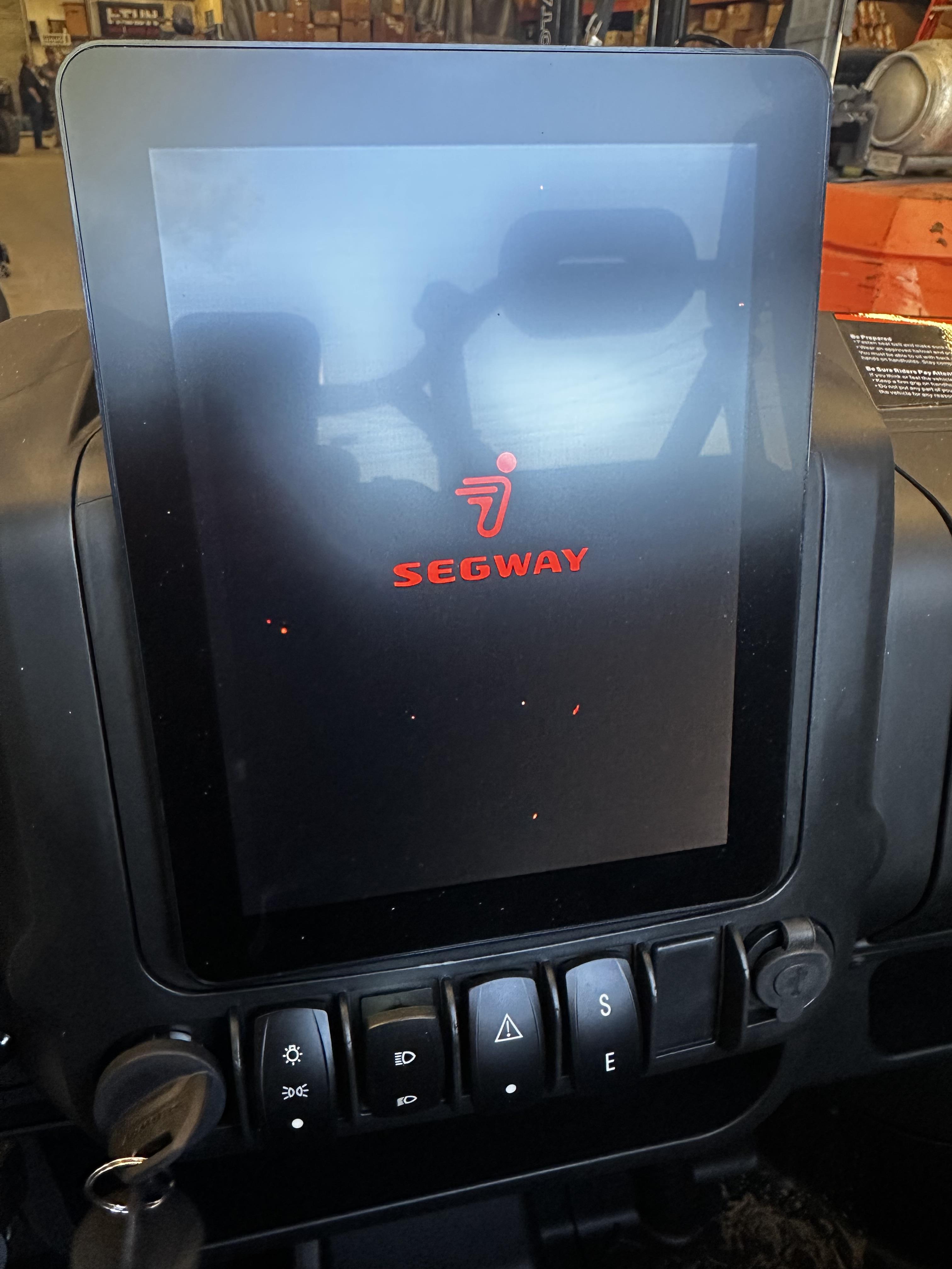 2025 Segway Powersports UT10 P - Photo 11
