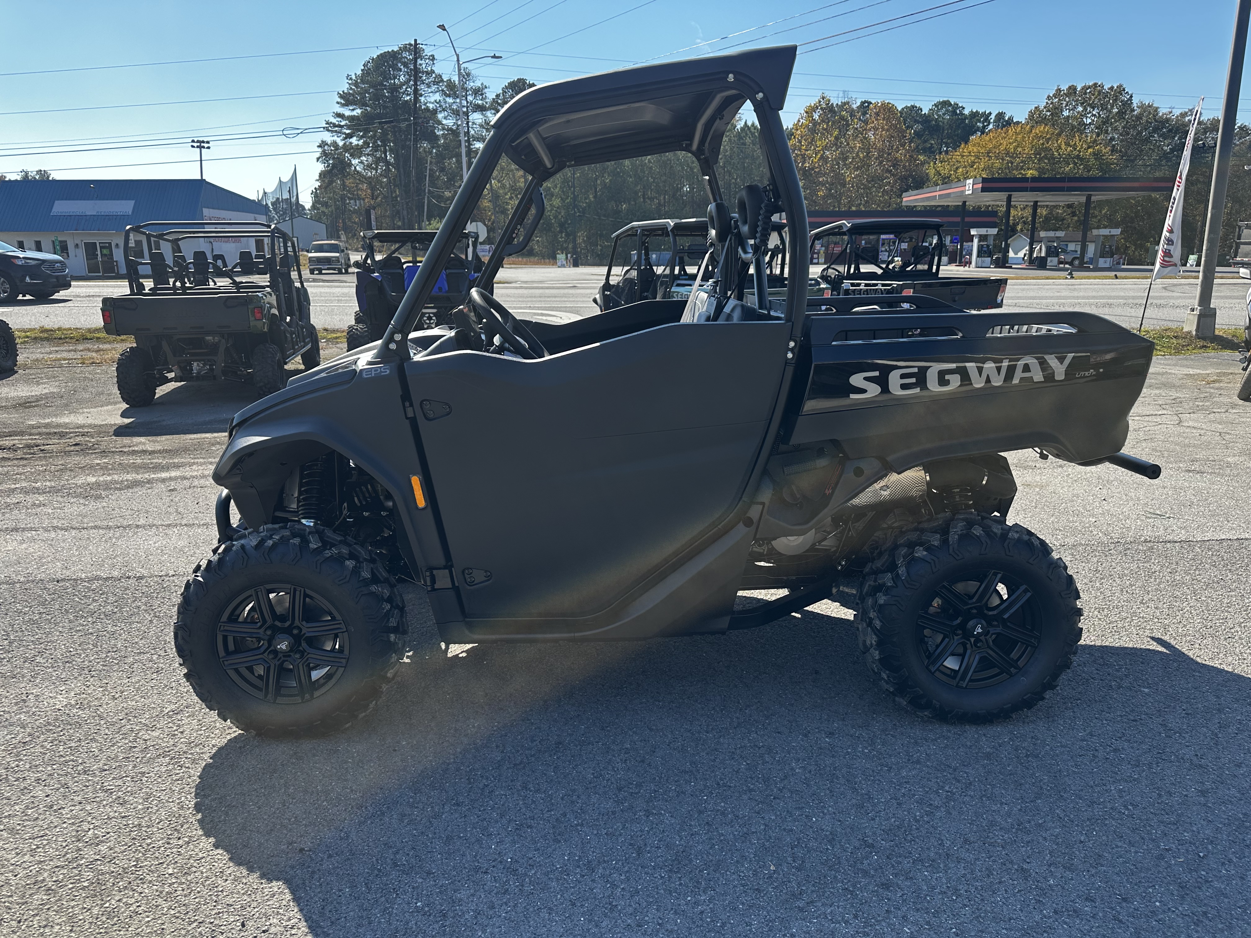 2025 Segway Powersports UT10 P - Photo 3
