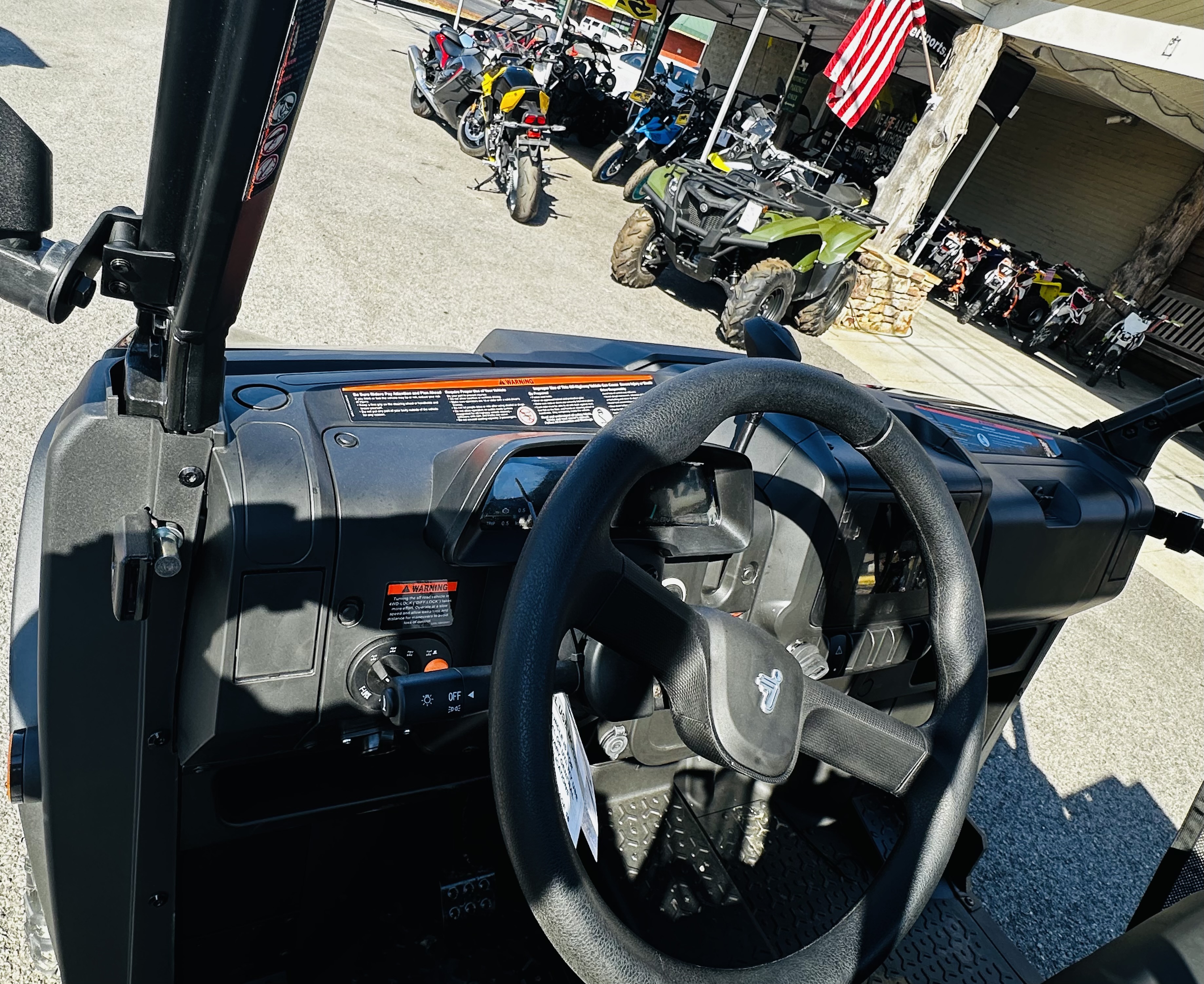 2025 Segway Powersports UT6 M - Photo 10