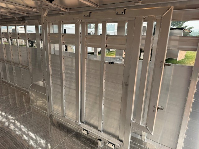 2027 Elite Trailers photo 3
