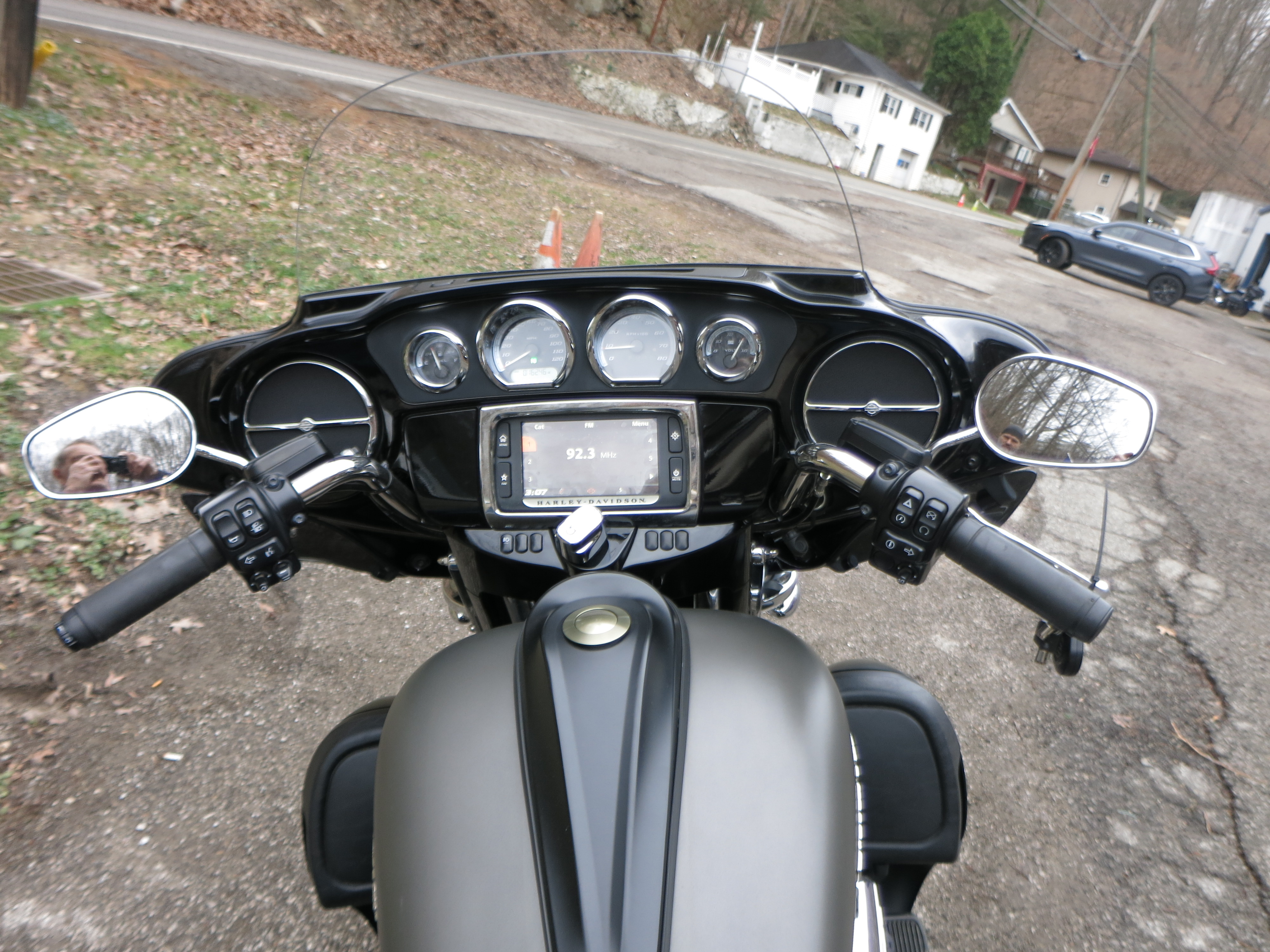 2018 Harley-Davidson® Ultra Limited - Two-Tone Option - Photo 11
