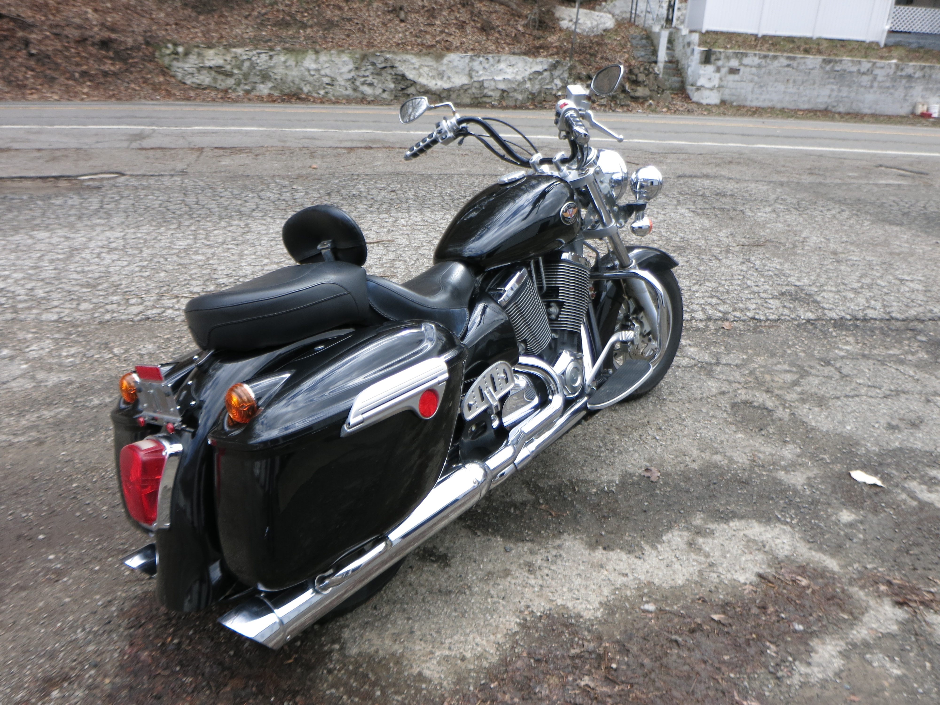 2005 Victory Motorcycles TOURING CRUISER - Photo 14