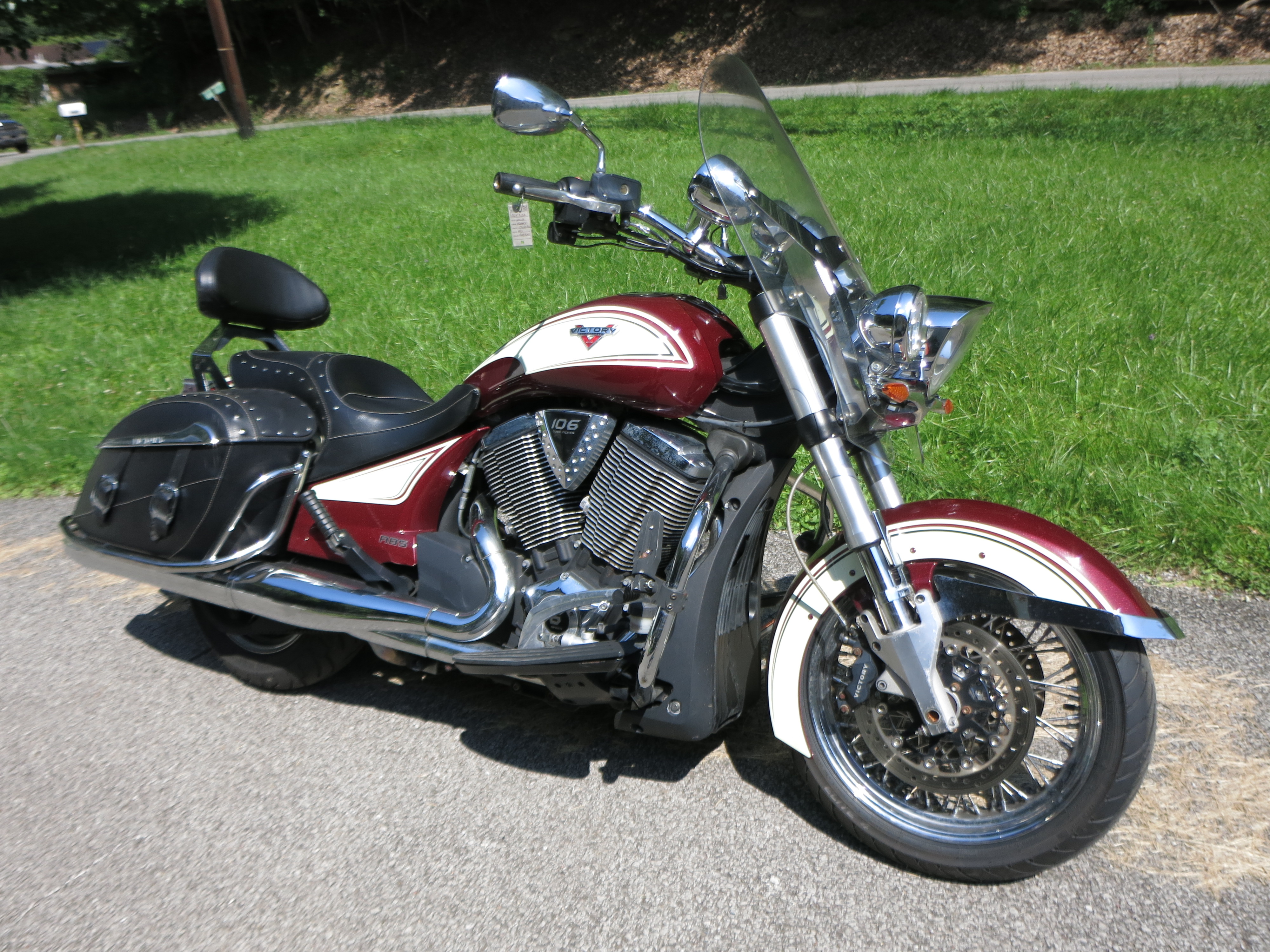 2013 Victory Motorcycles Cross Roads® Classic