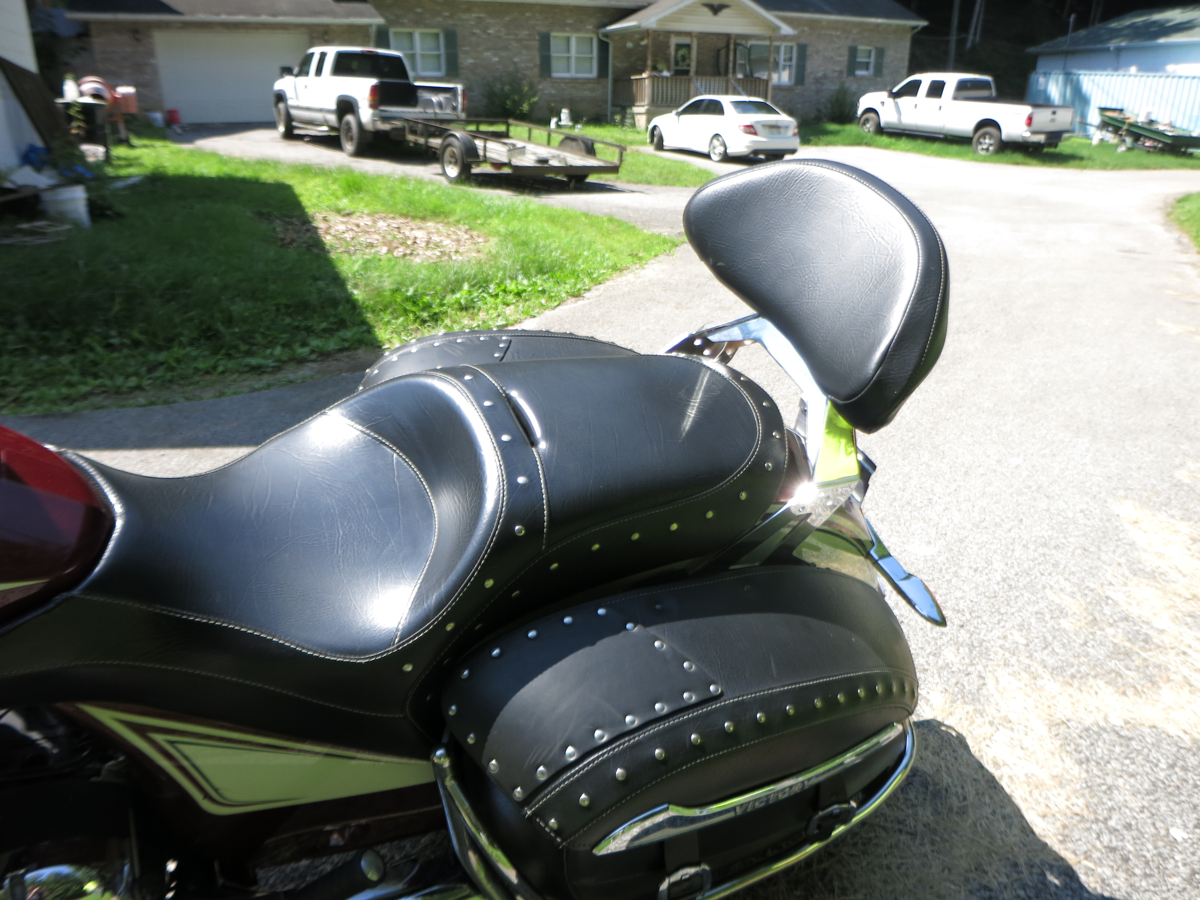 2013 Victory Motorcycles Cross Roads® Classic - Photo 9