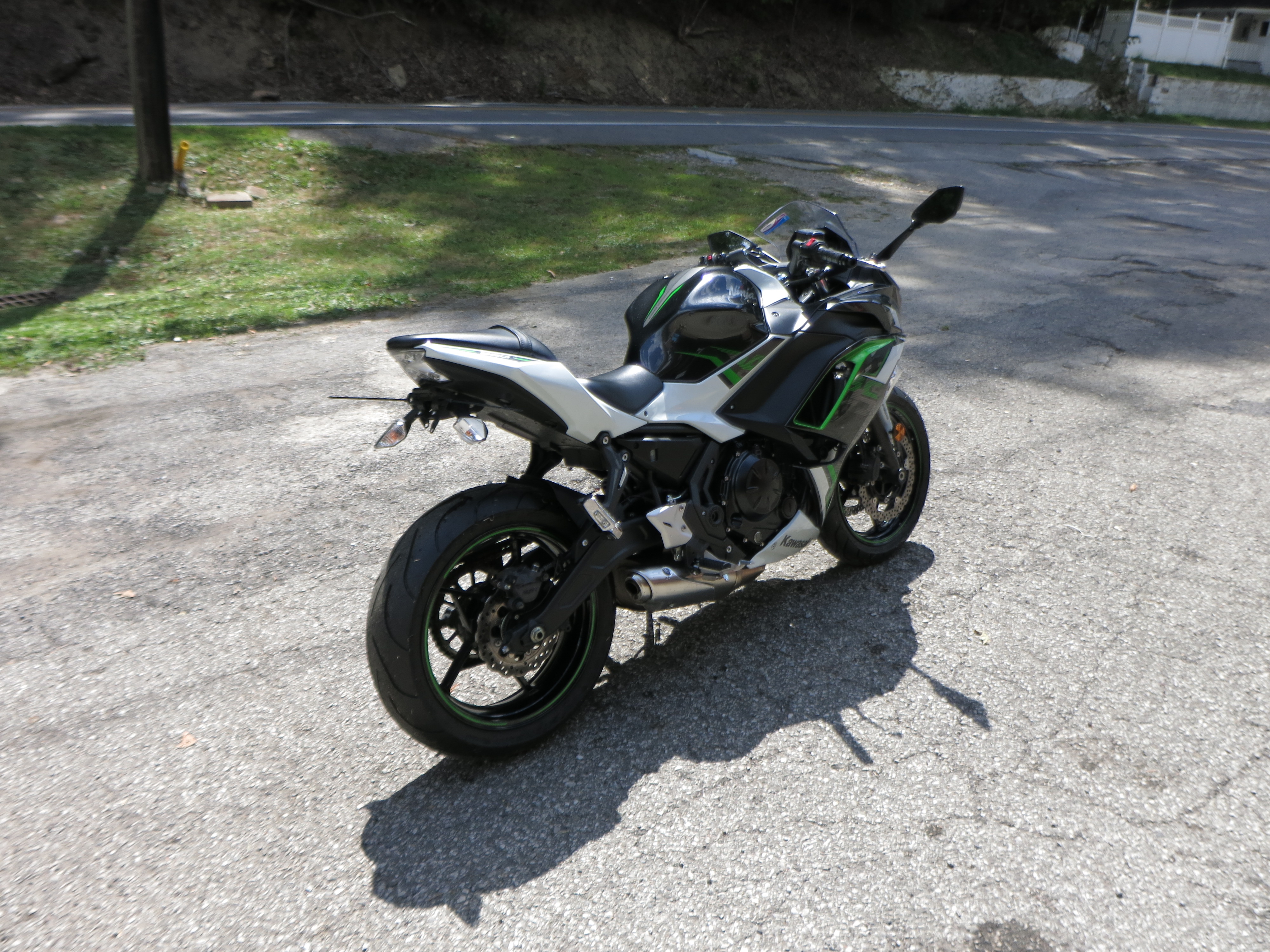 2022 Kawasaki Ninja® 650 ABS - Photo 13