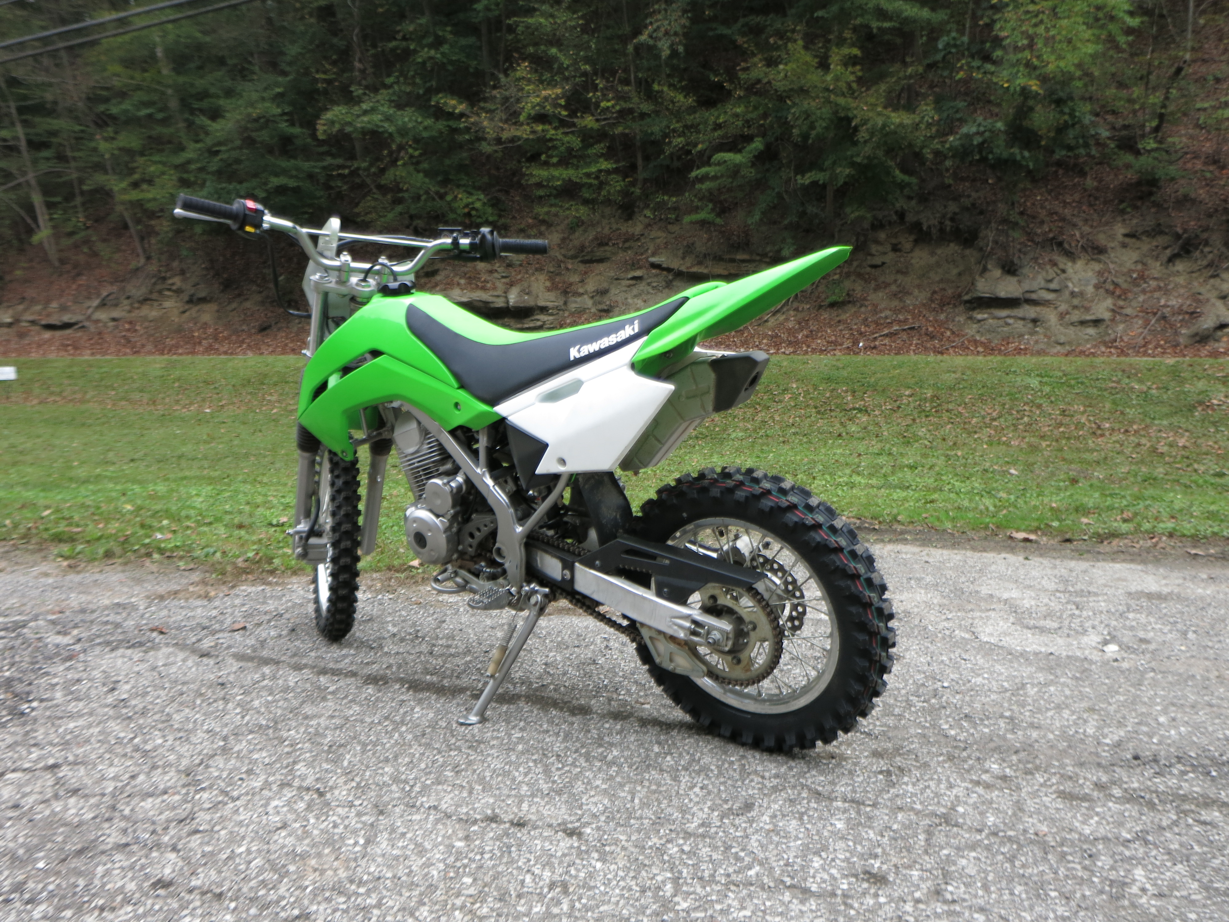 2021 Kawasaki KLX®140R - Photo 4