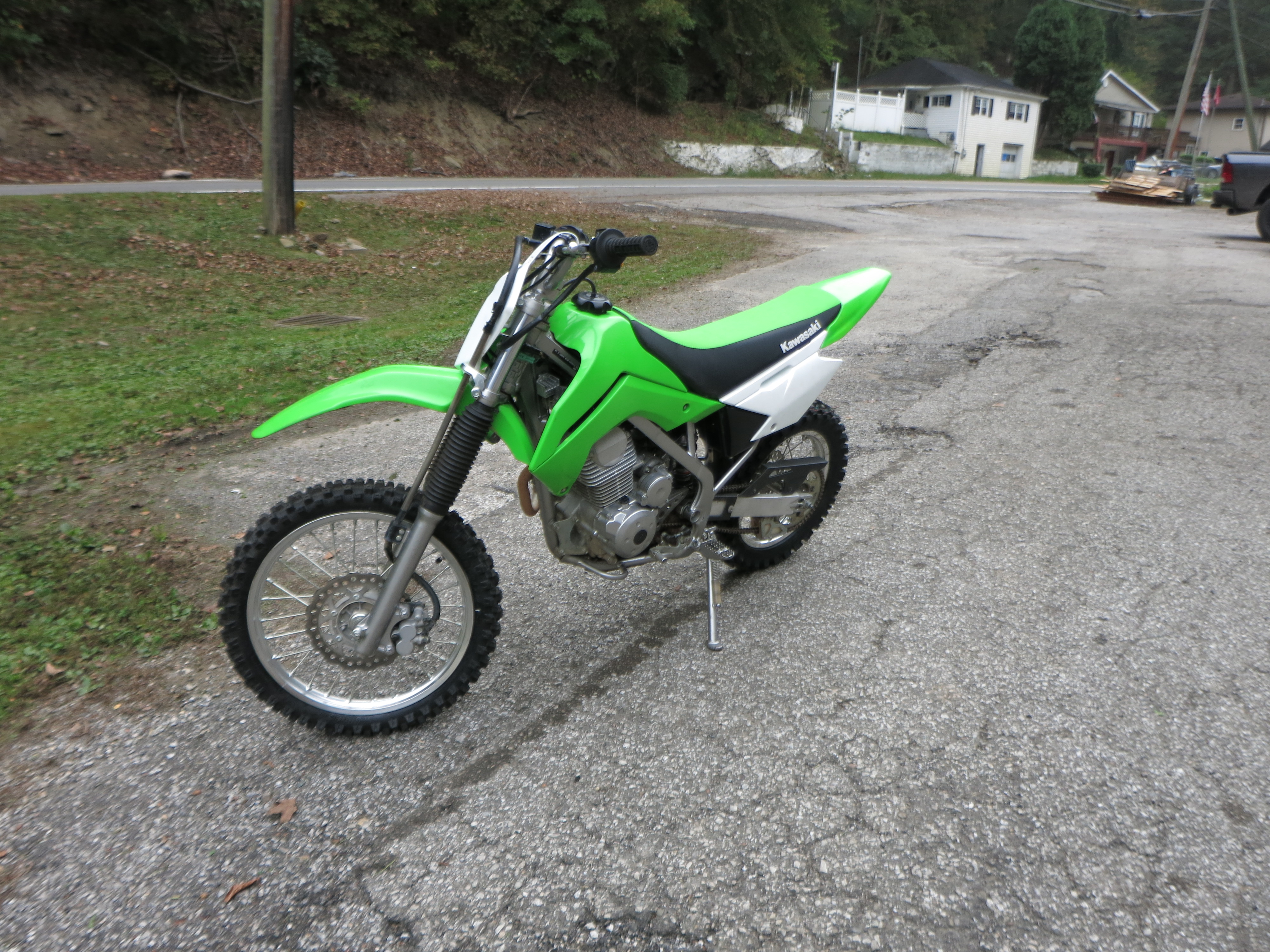 2021 Kawasaki KLX®140R - Photo 5