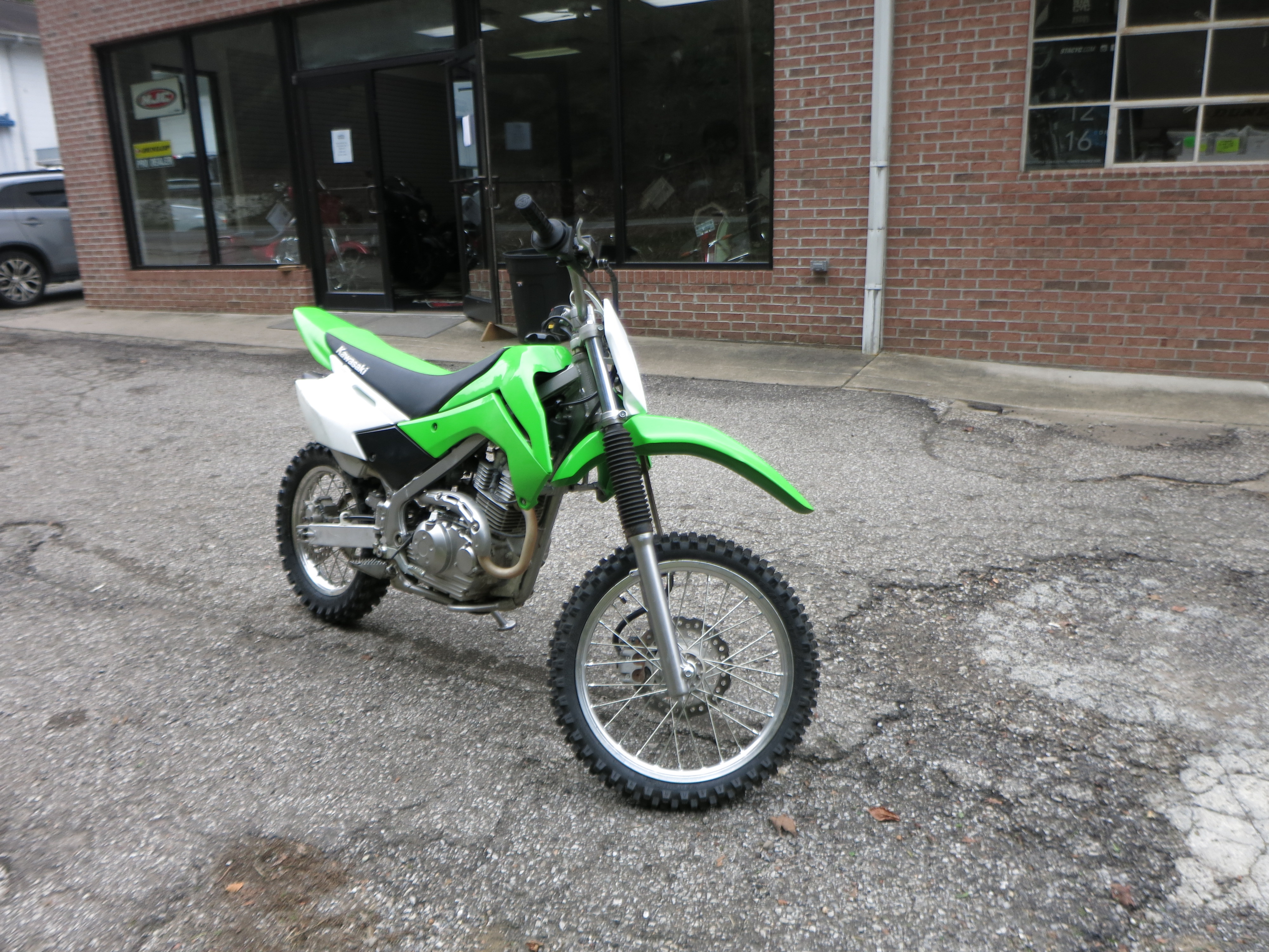 2021 Kawasaki KLX®140R - Photo 6