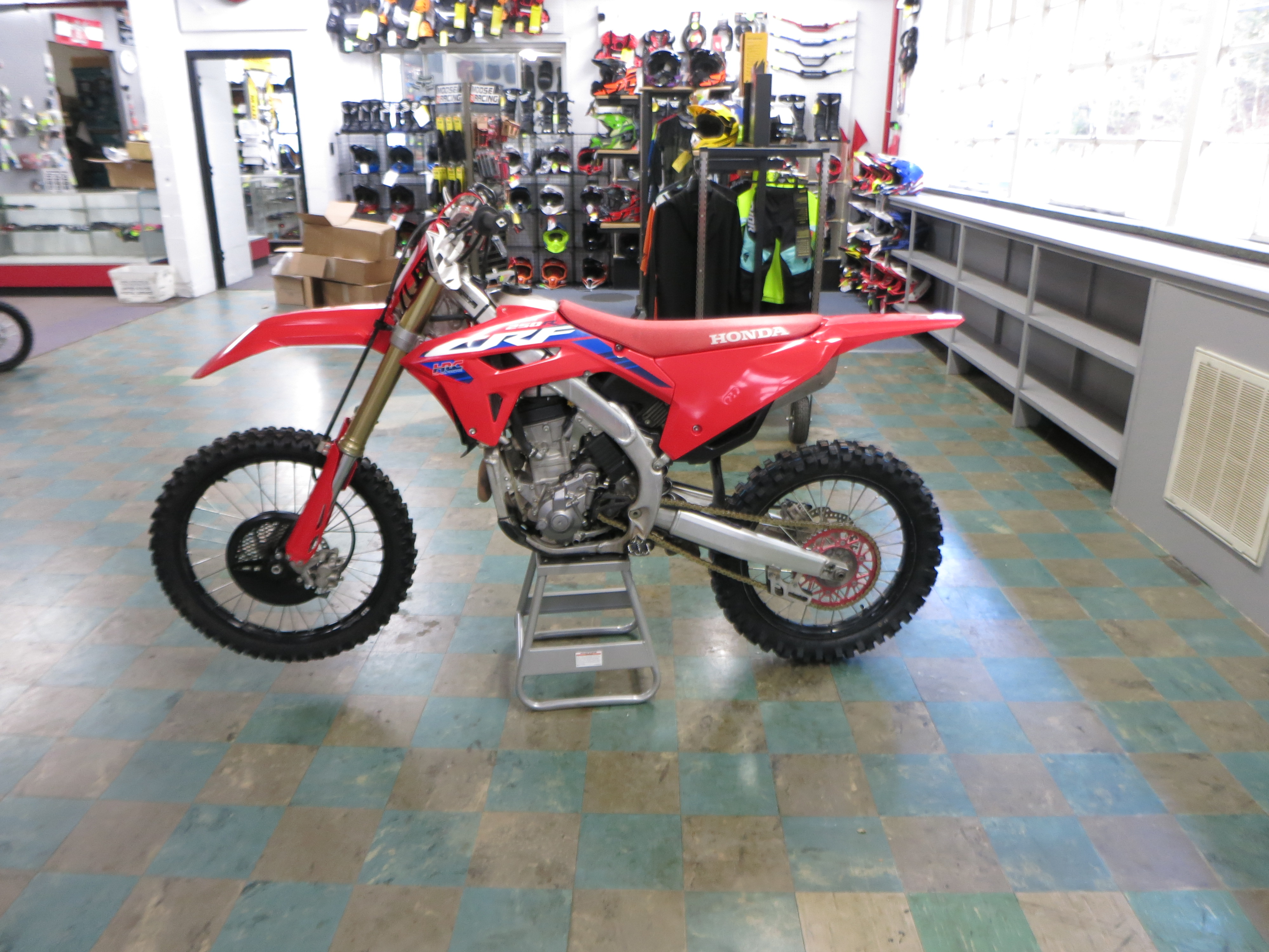 2024 Honda CRF250R - Photo 2