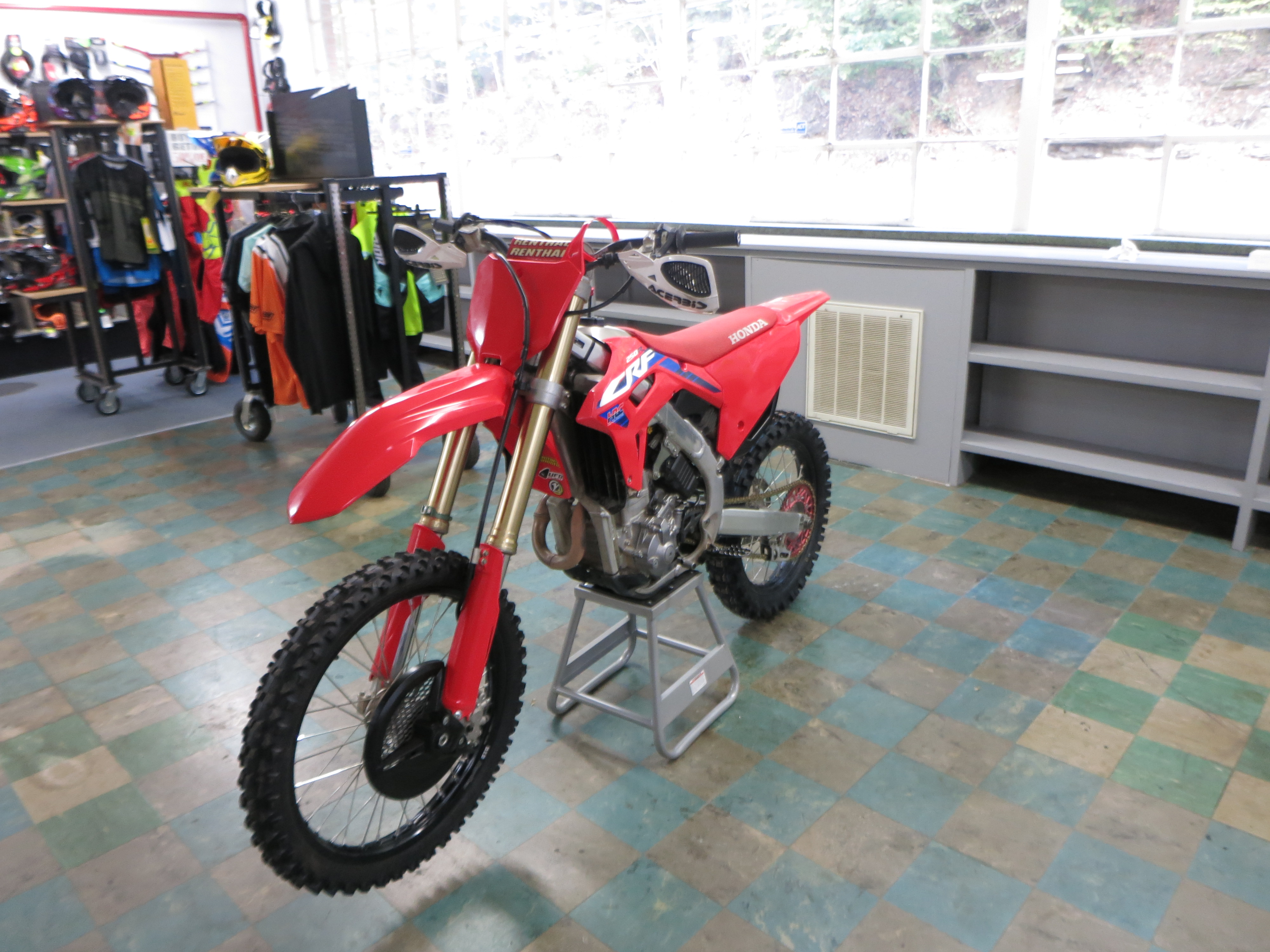 2024 Honda CRF250R - Photo 4