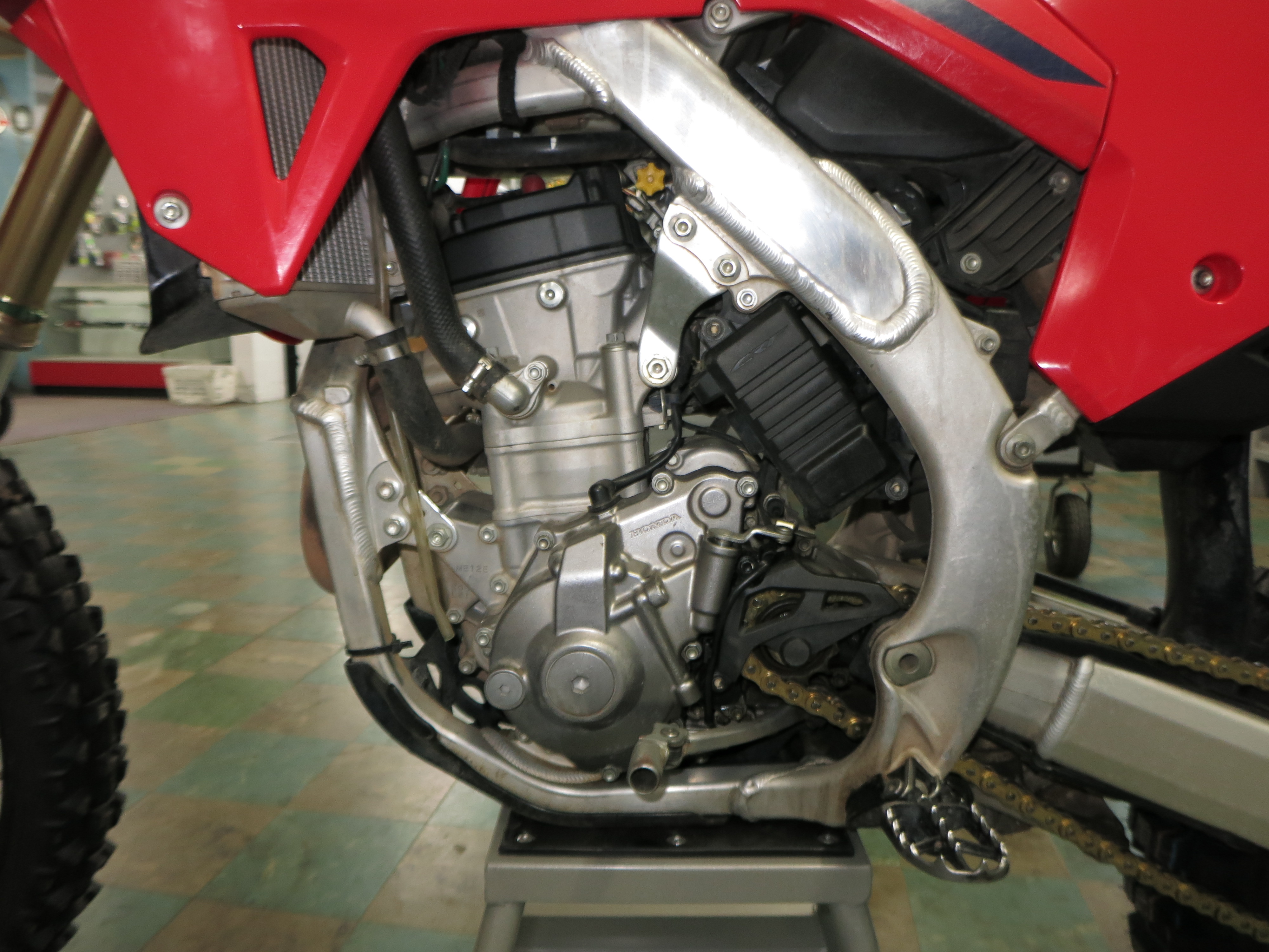 2024 Honda CRF250R - Photo 6