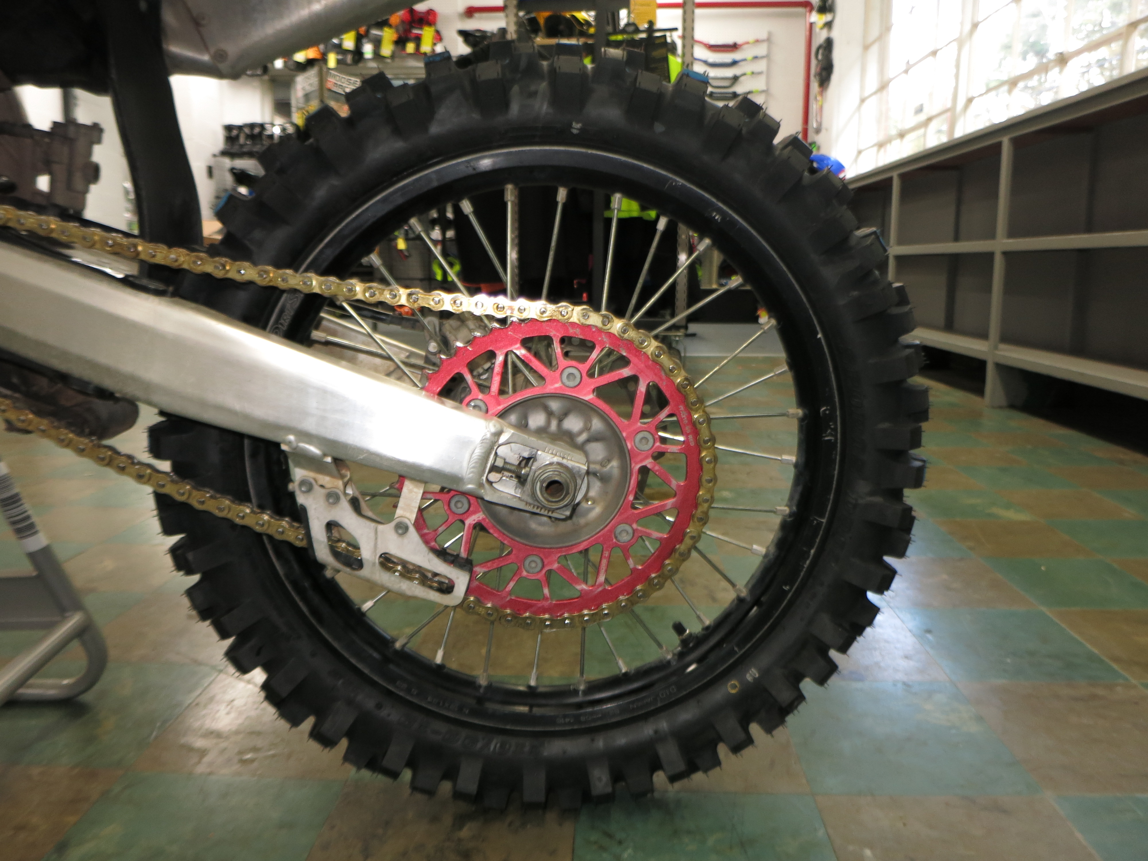 2024 Honda CRF250R - Photo 8