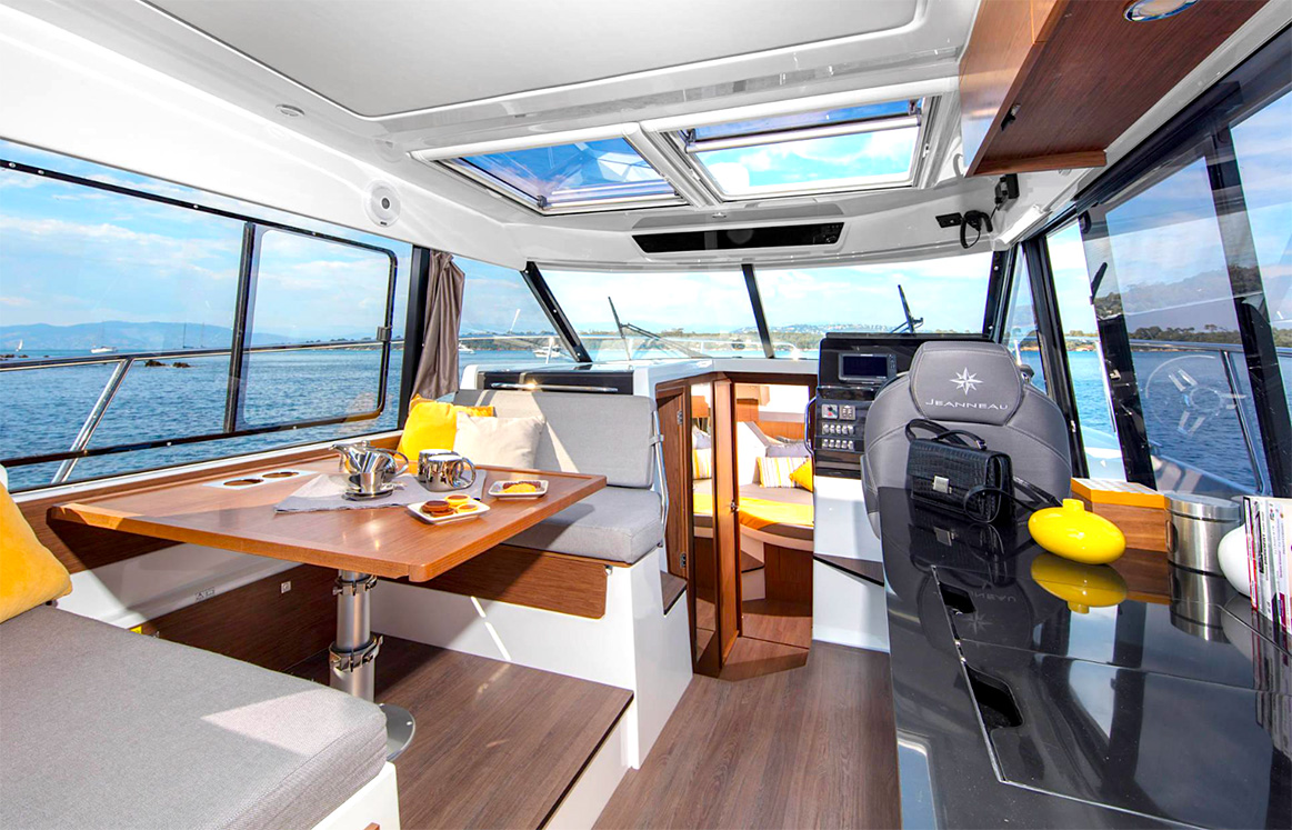 Jeanneau NC 1095 Fly Overview