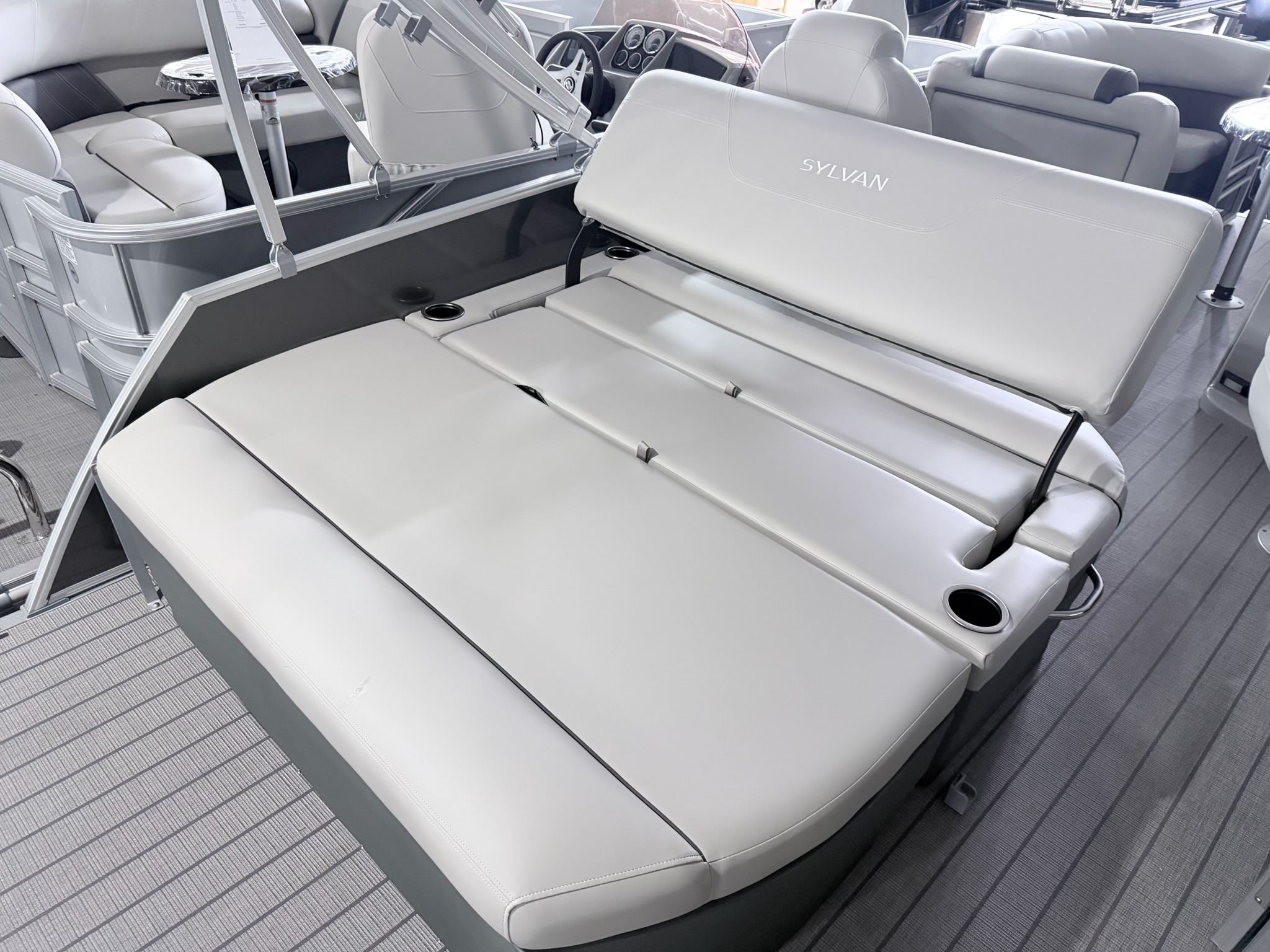 New 2026 Sylvan Mirage 820 CLZ DH, 17815 Bloomsburg - Boat Trader