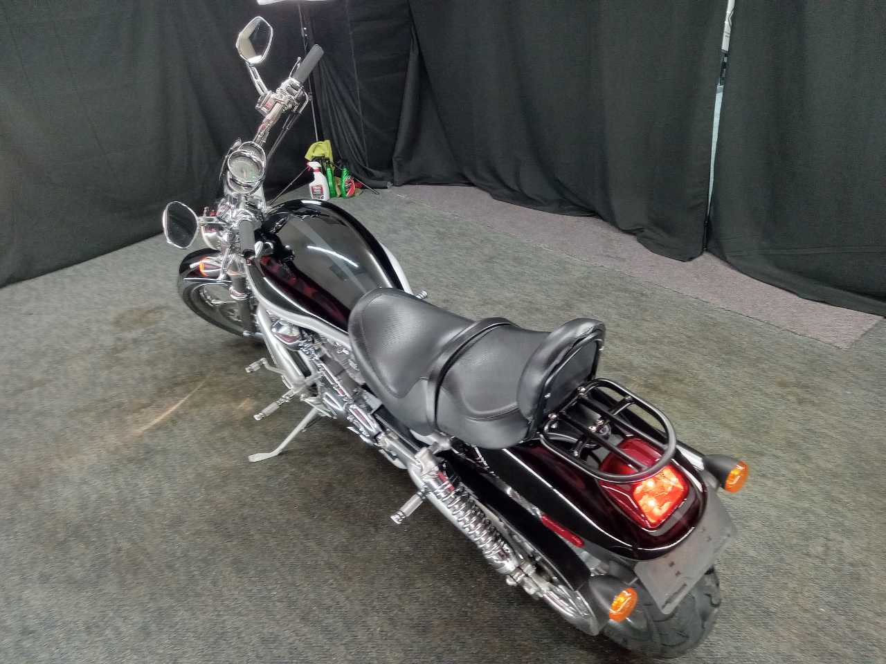 Harley-Davidson V-Rod Image