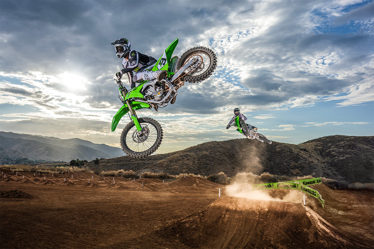 2025 Kawasaki KX 450 - Photo 15