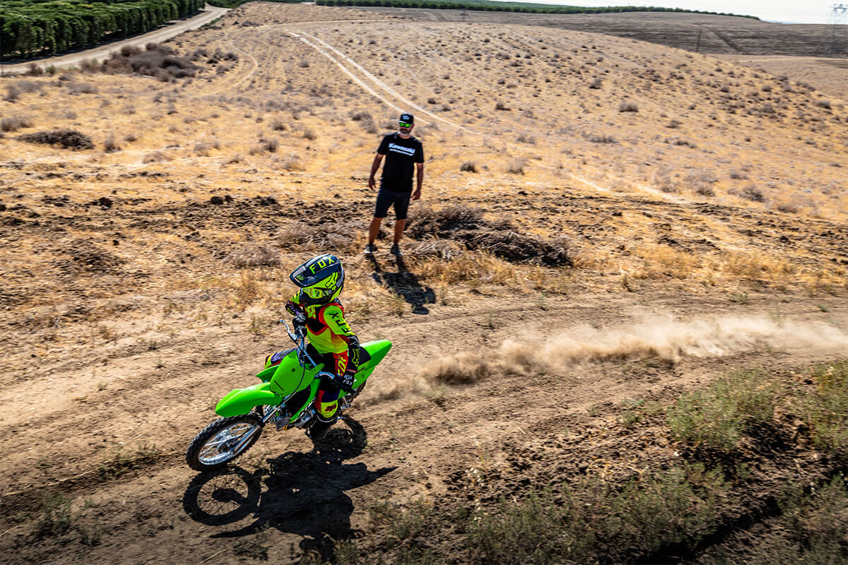2025 Kawasaki KLX 110R - Photo 12