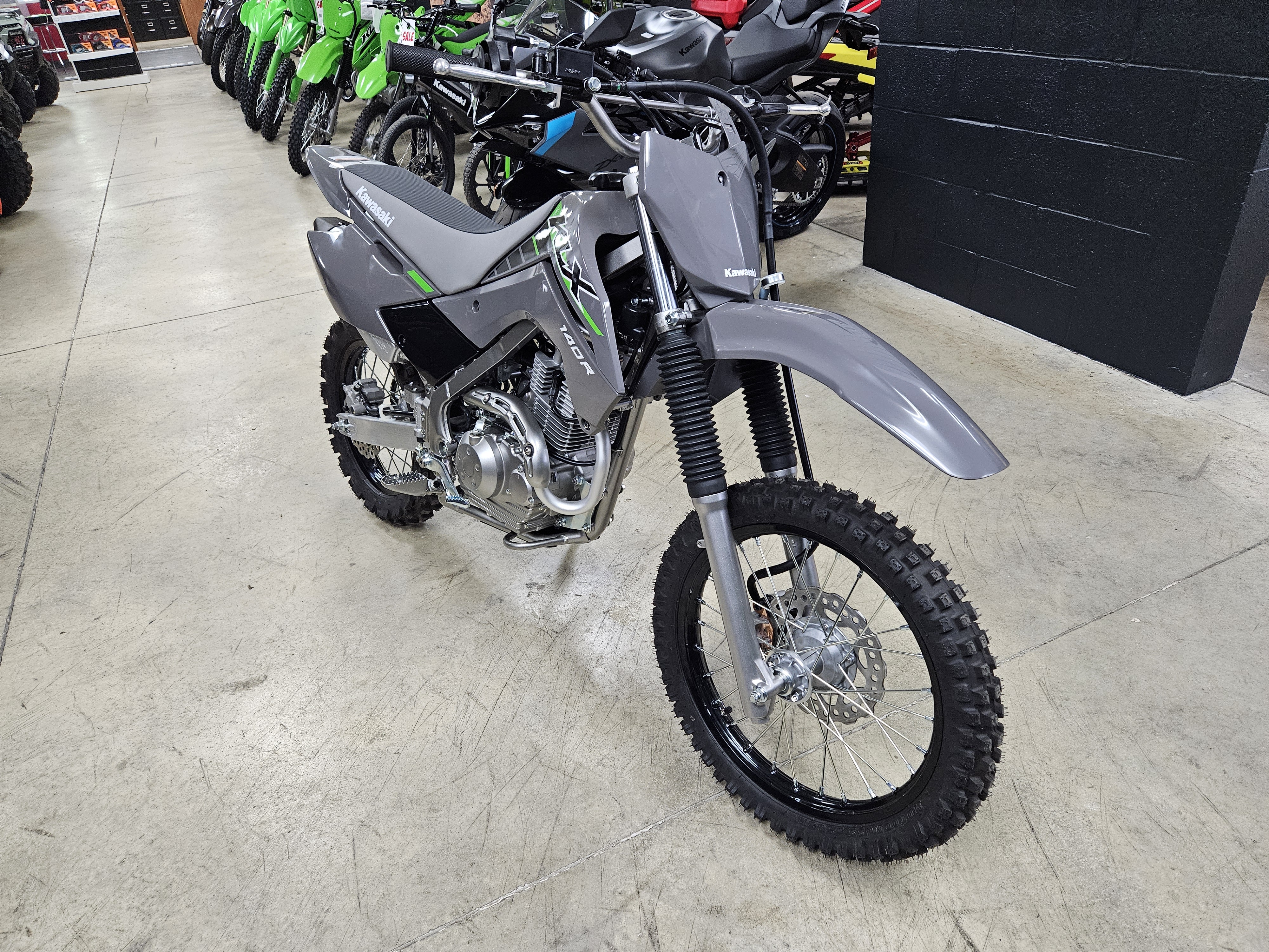 2025 Kawasaki KLX 140R