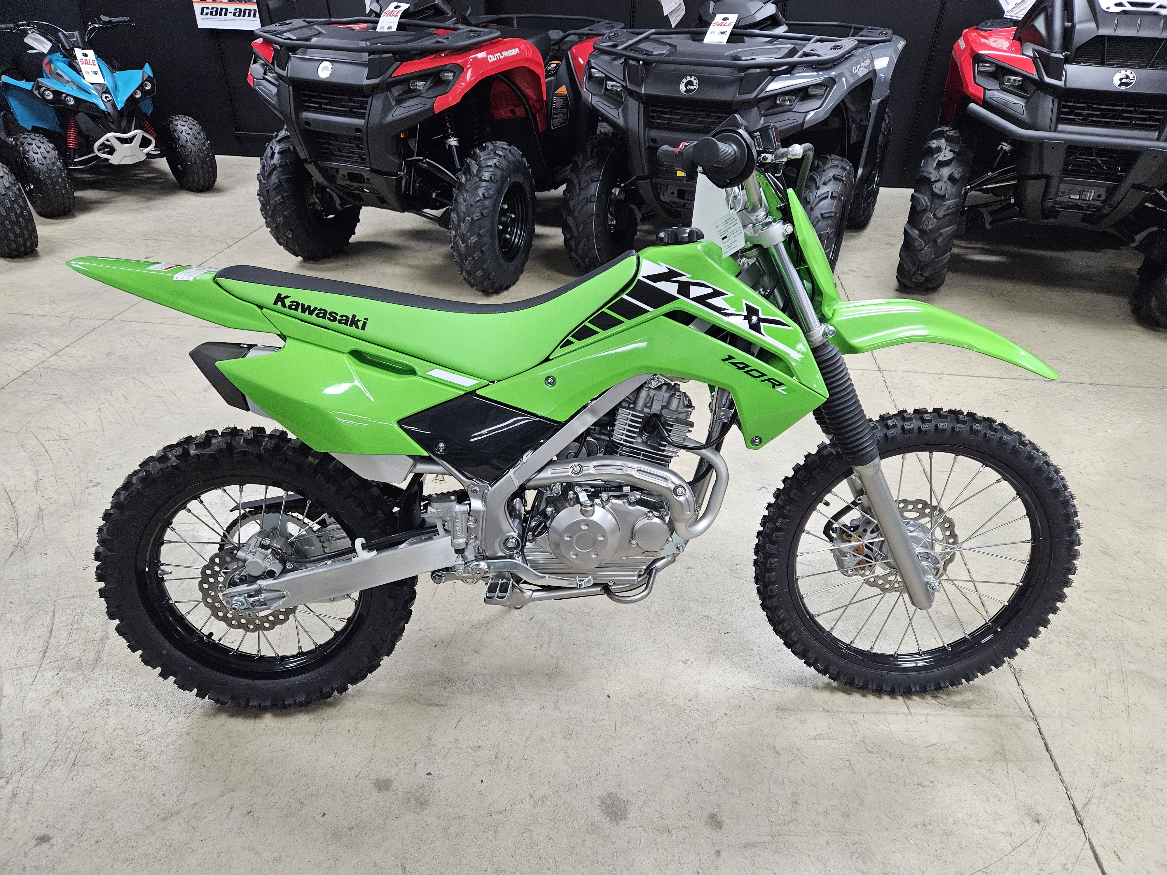 2025 Kawasaki KLX 140R L - Photo 2