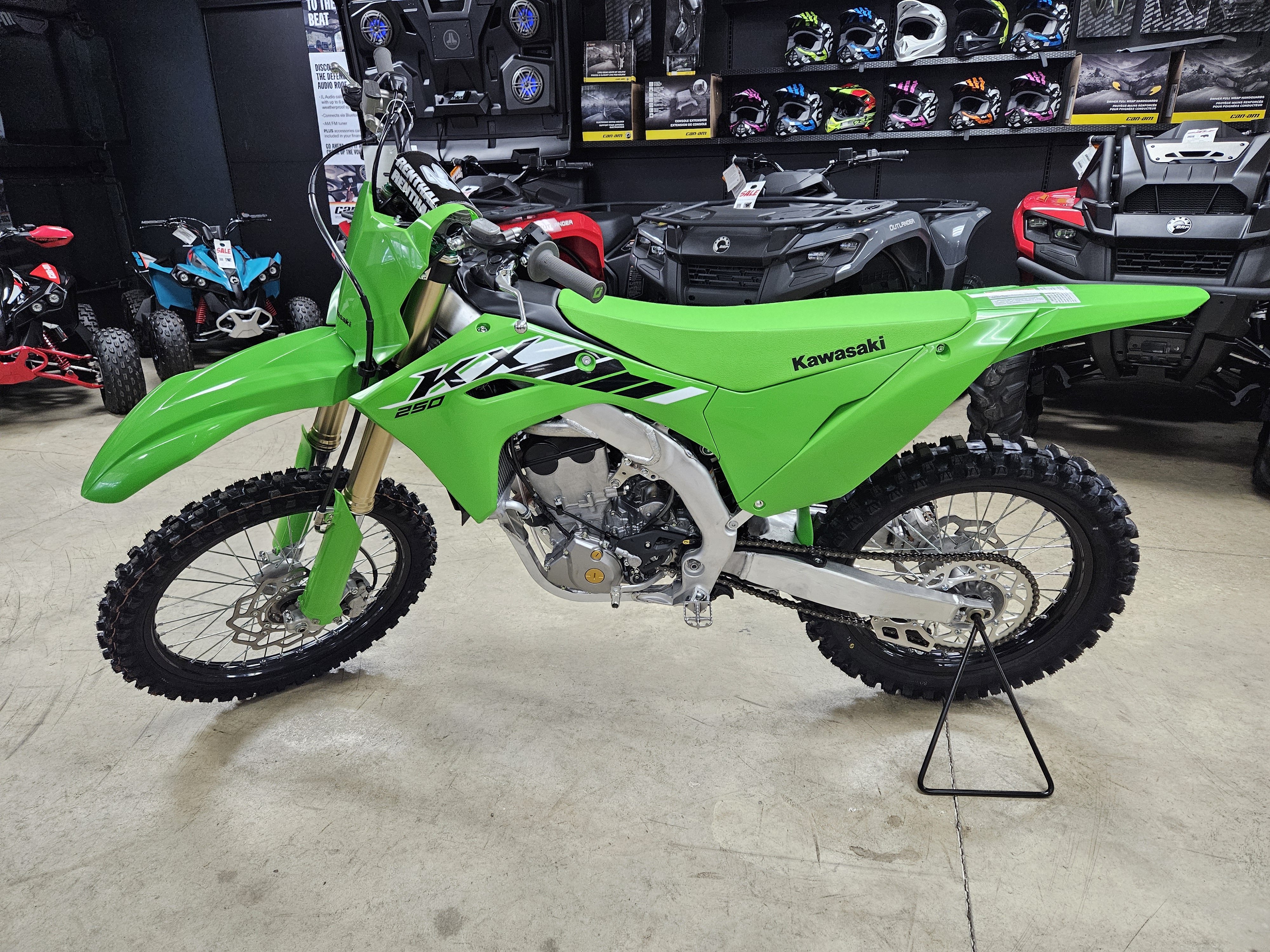 2025 Kawasaki KX 250 - Photo 6