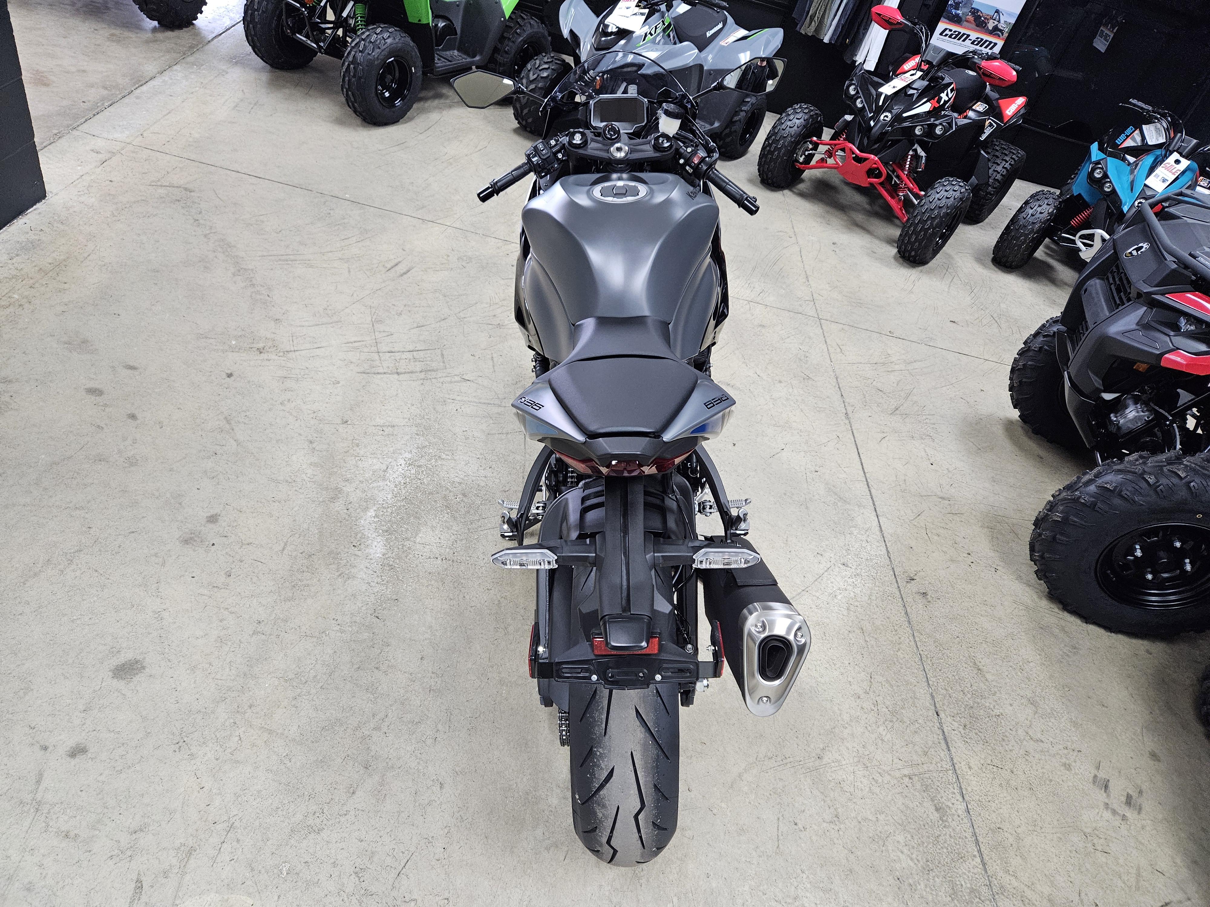 2025 Kawasaki NINJA ZX-6R - Photo 4