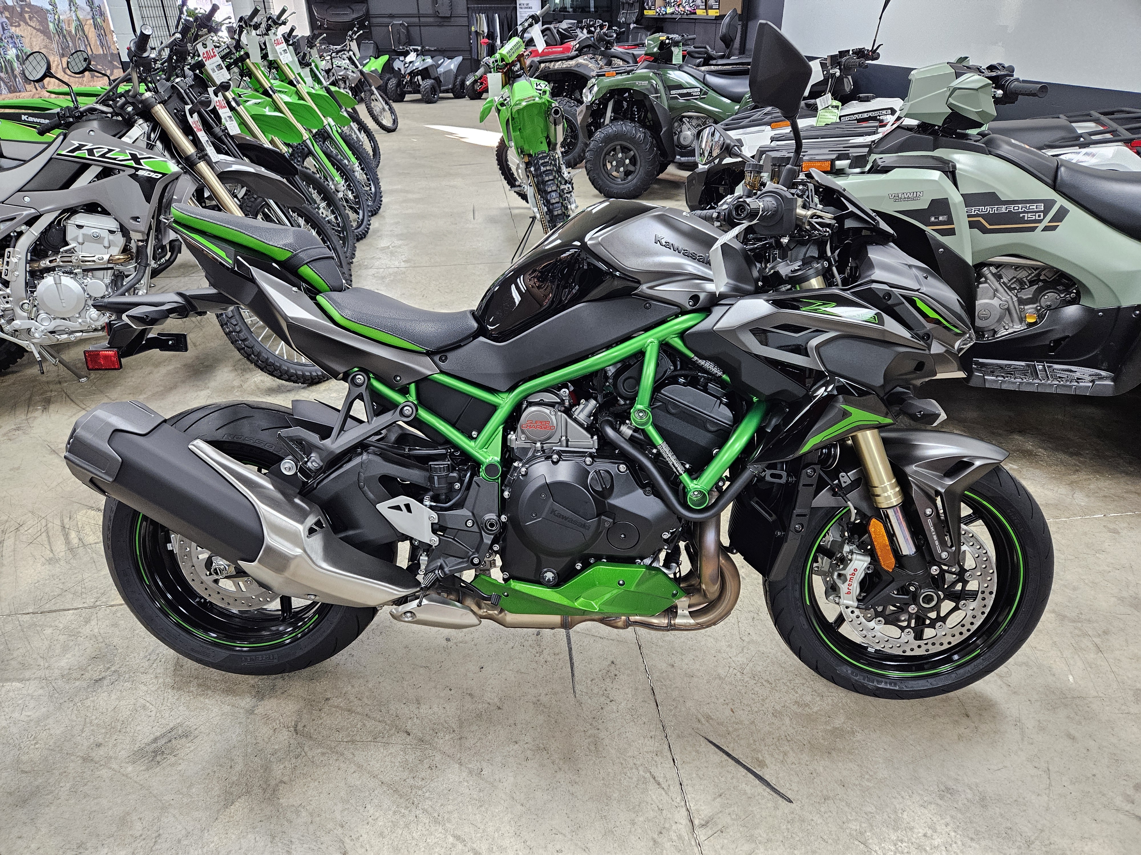 2025 Kawasaki Z H2 SE ABS - Photo 2