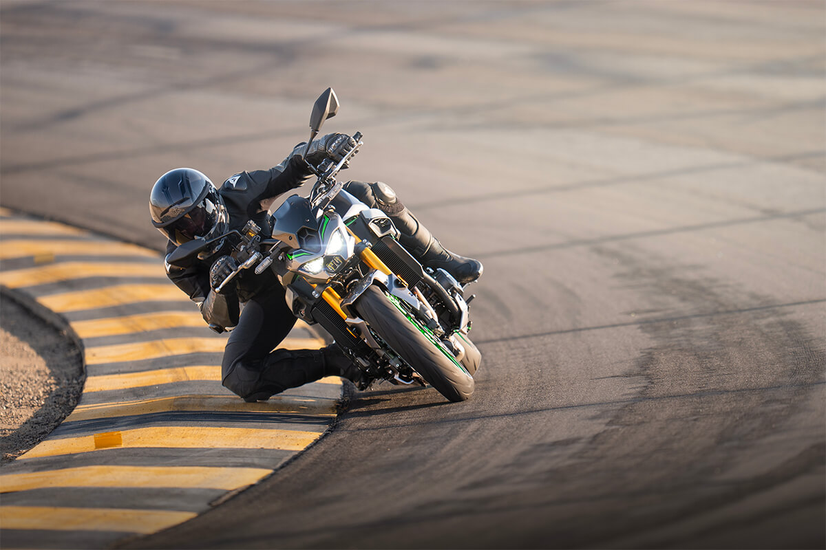 2025 Kawasaki Z900 SE ABS - Photo 6