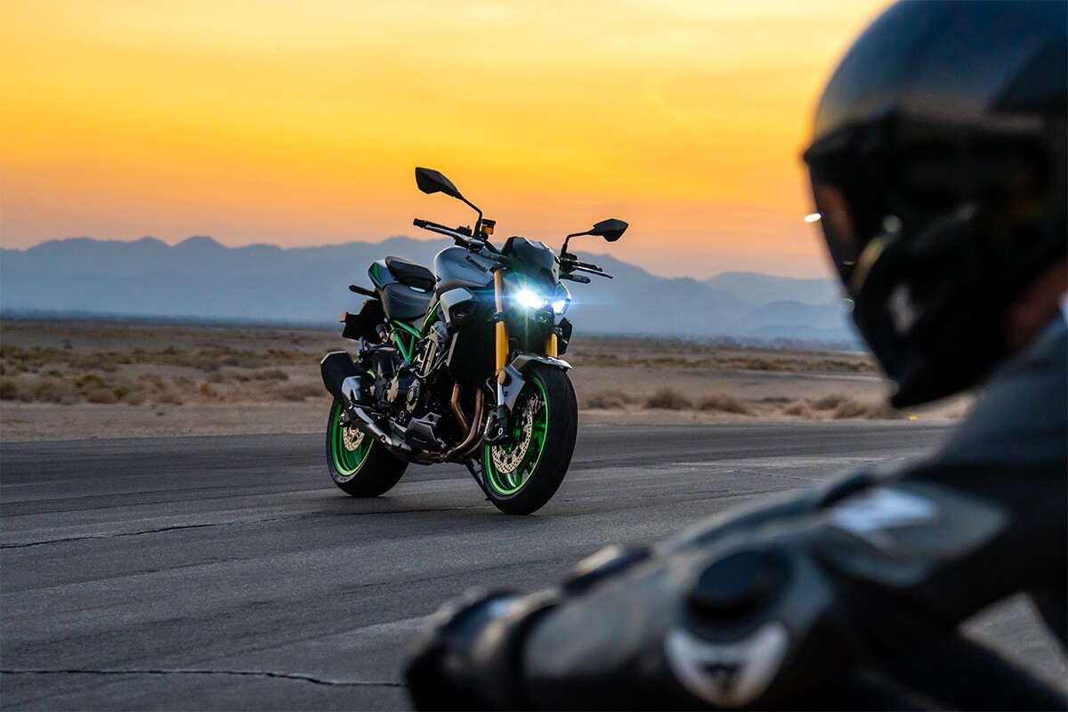 2025 Kawasaki Z900 SE ABS - Photo 8