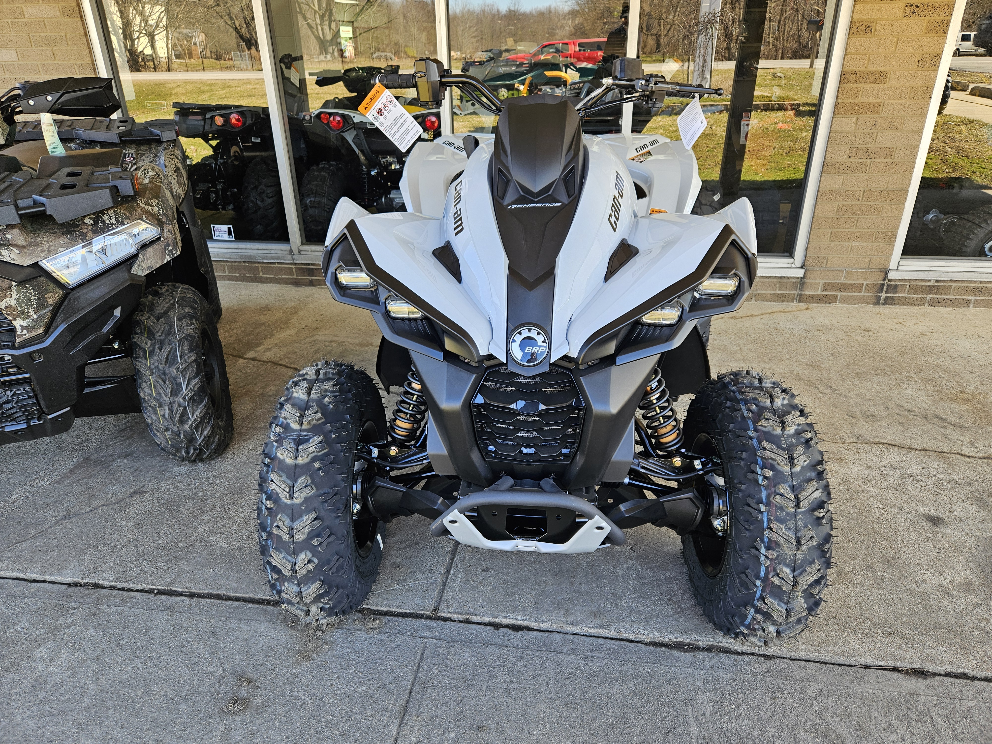 2024 Can-Am RENEGADE 650 - Photo 6