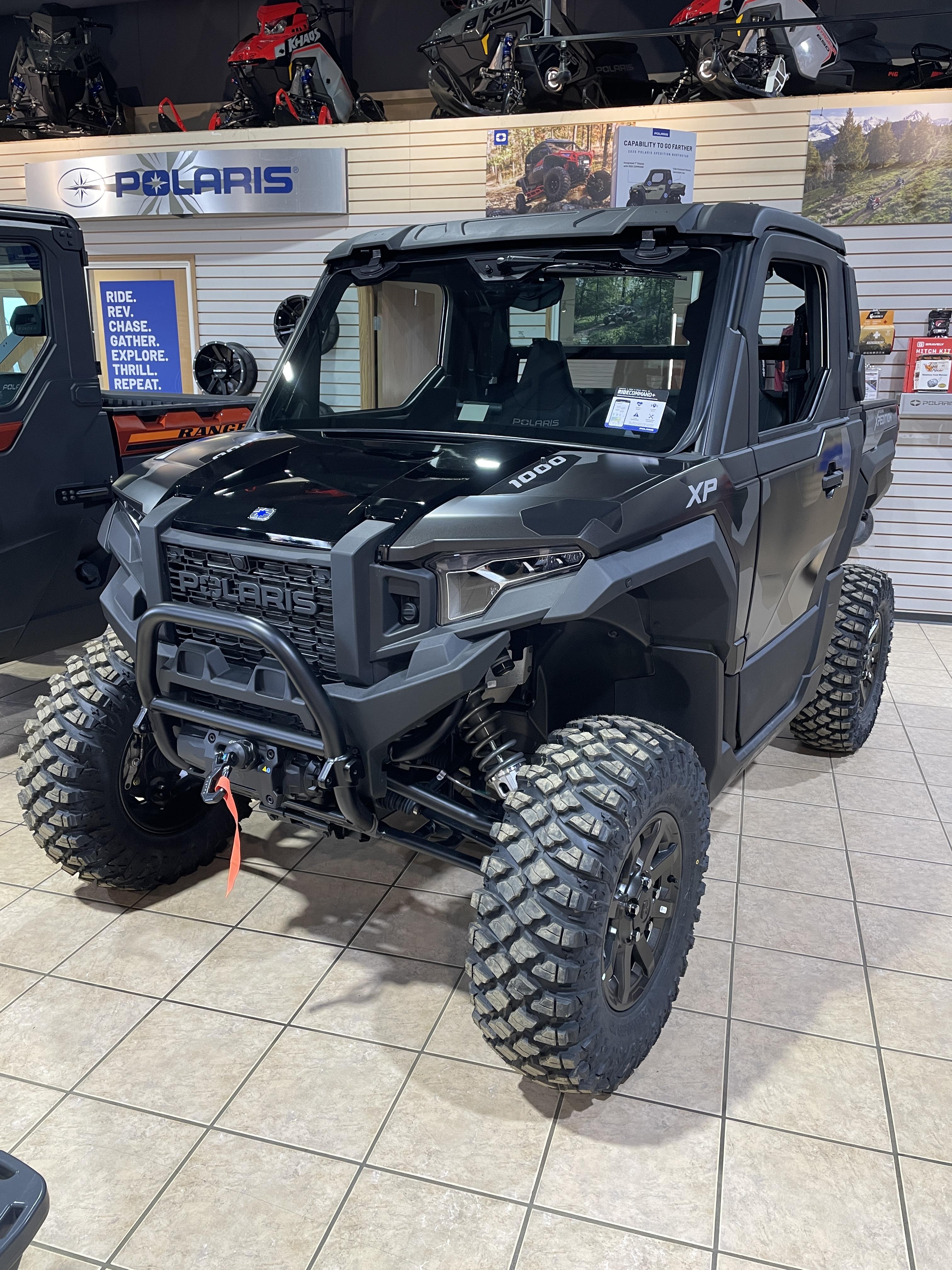 2025 Polaris XPEDITION XP NORTHSTAR - SUPER GRAPHITE