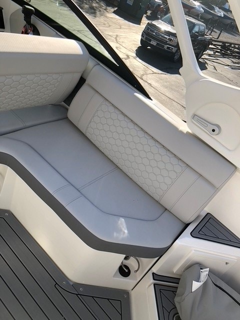 boat stone 250