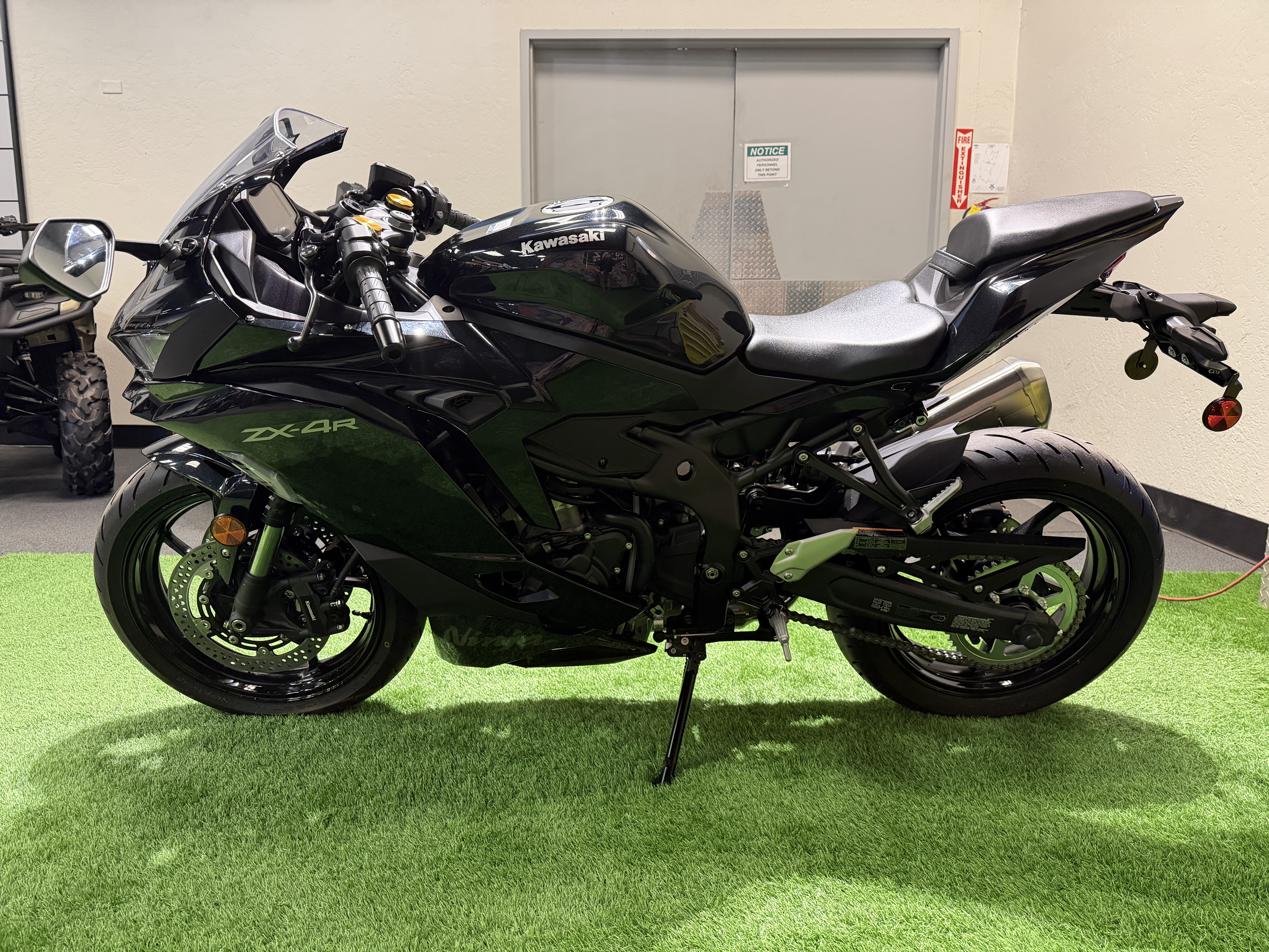 2026 Kawasaki NINJA ZX-4R ABS for Sale | GO AZ Motorcycles in
