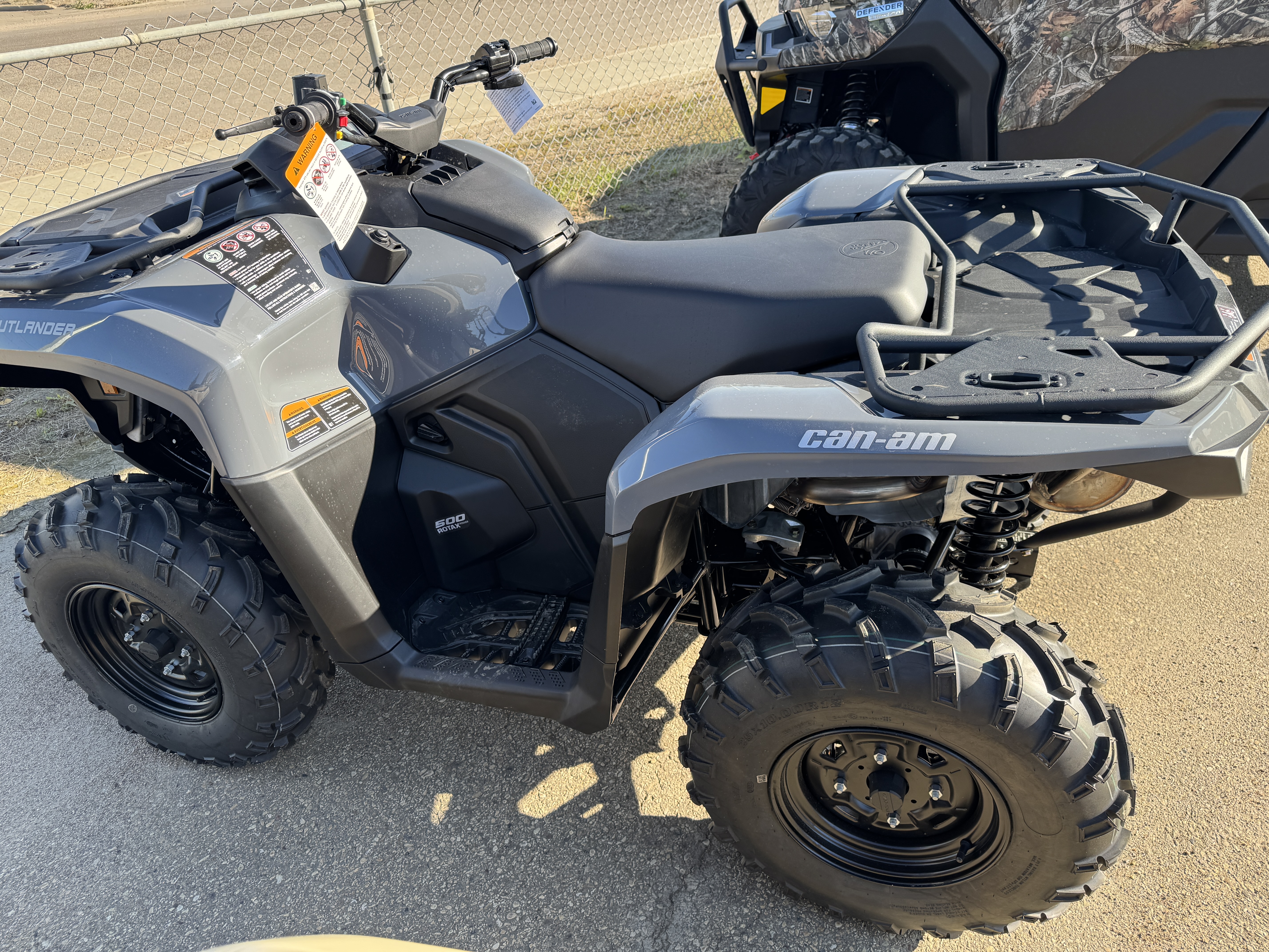2025 Can-Am 1DSA OUTLANDER DPS 500 - Photo 4
