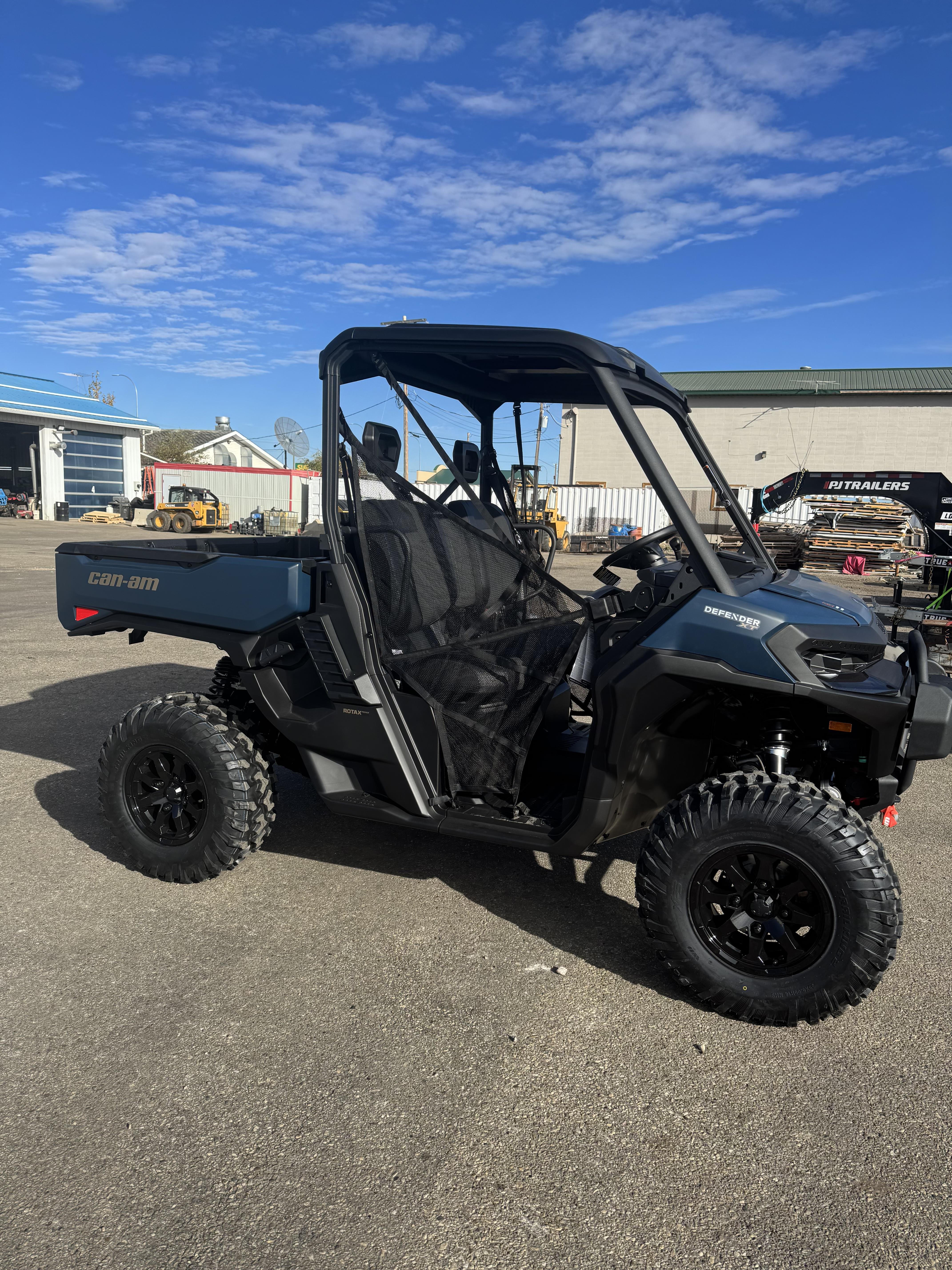 2026 Can-Am Defender XT HD11 8CTB