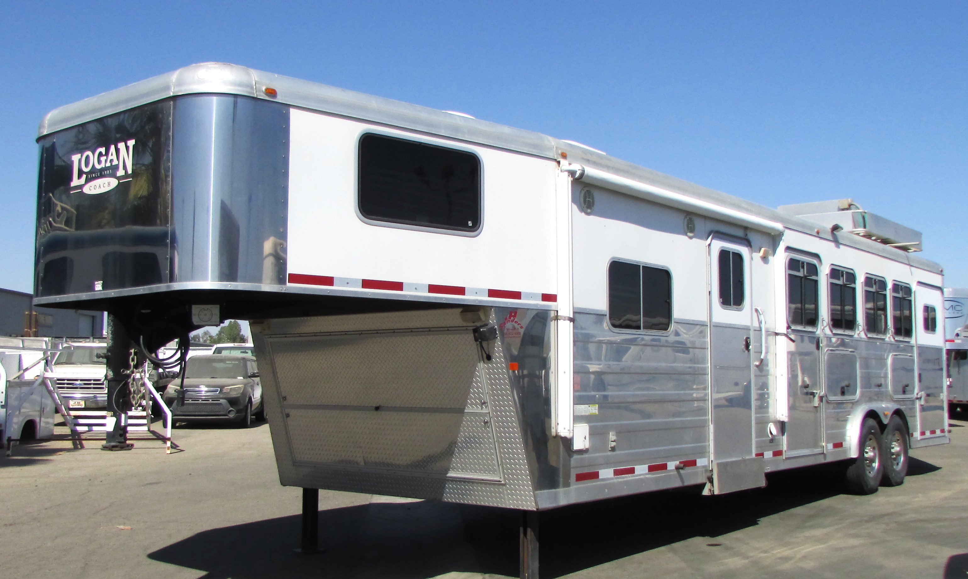 2010 Logan Coach XTR