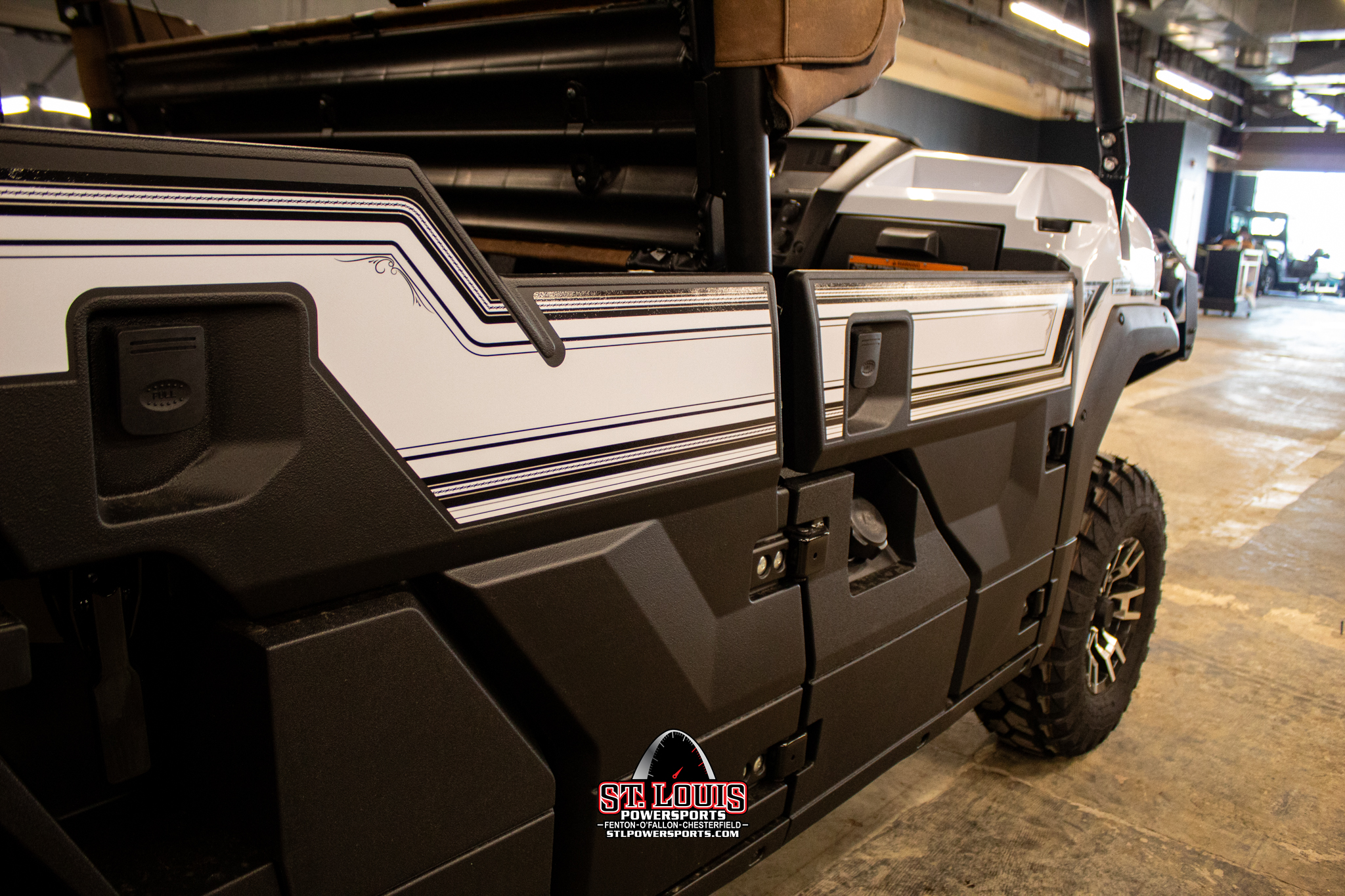 2024 Kawasaki Mule™ PRO-FXT 1000 Platinum Ranch Edition - Photo 11