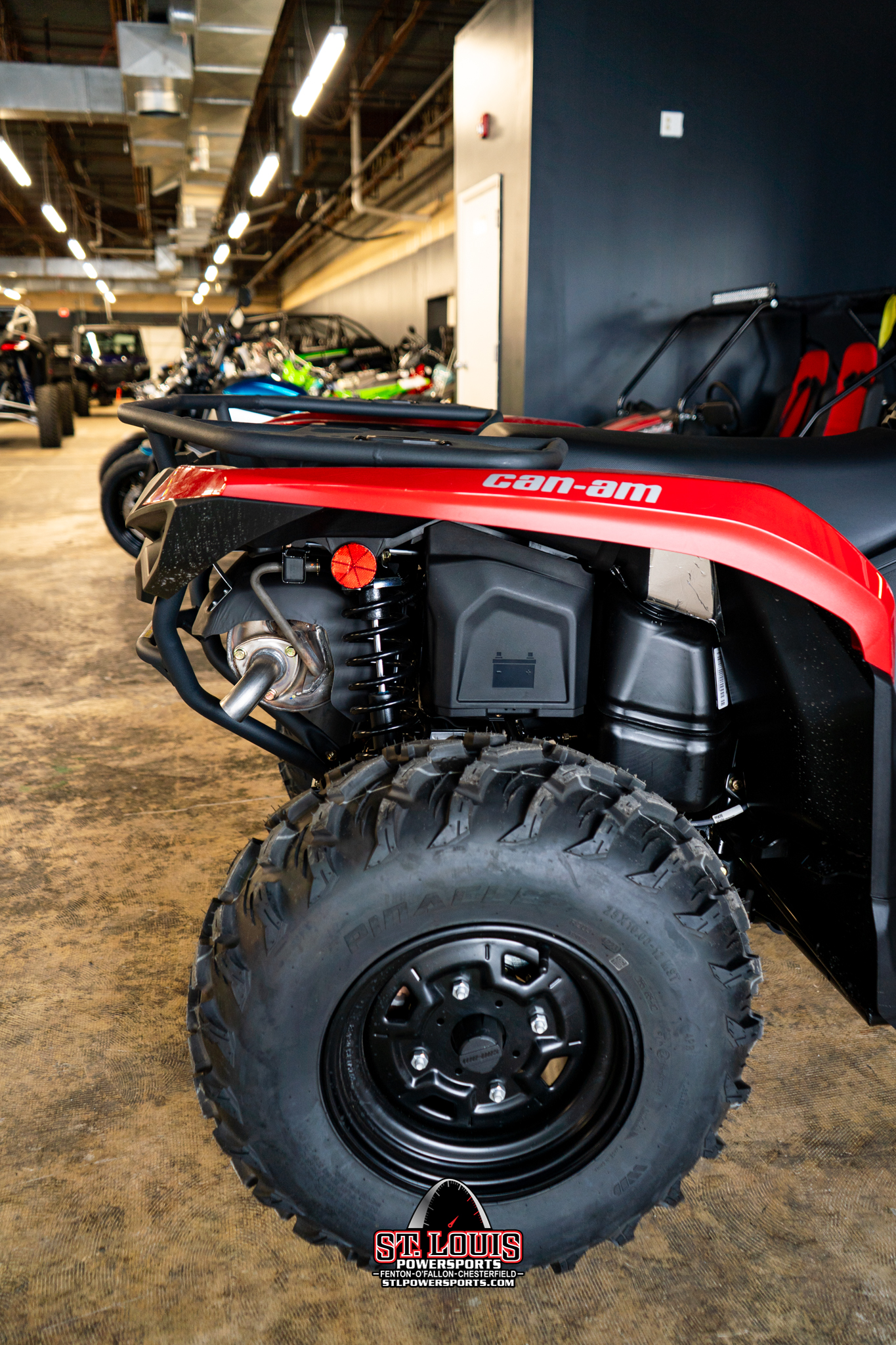 2025 Can-Am Outlander 500 - Photo 7