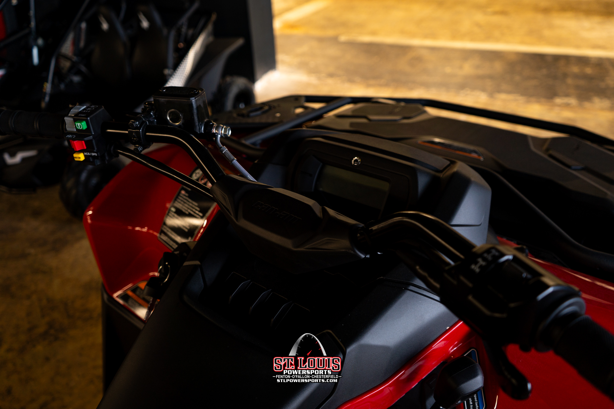 2025 Can-Am Outlander 500 - Photo 9