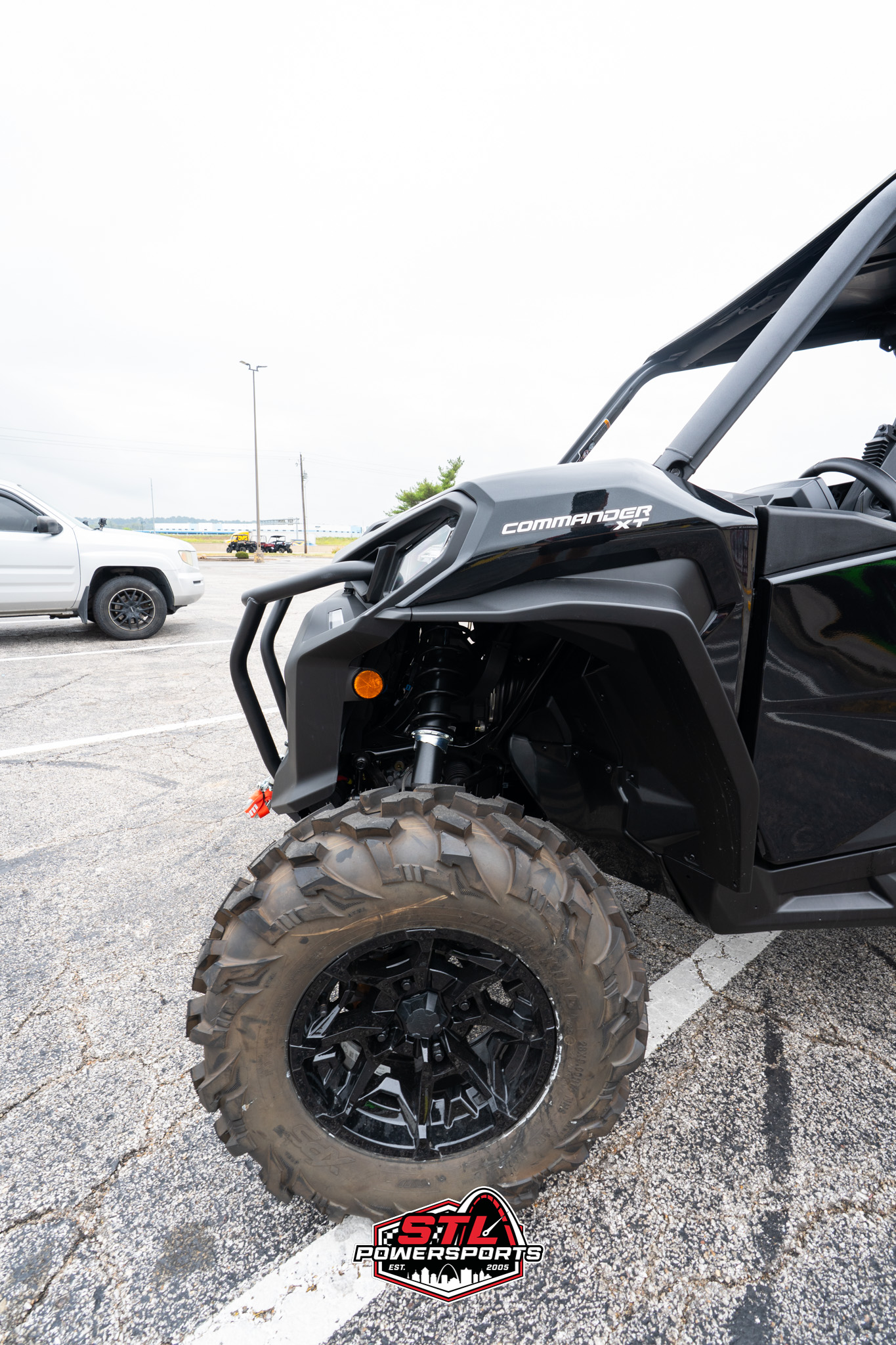 2025 Can-Am Commander XT 700 - Photo 14