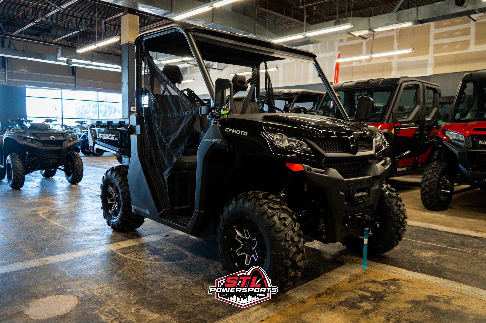 2025 CFMOTO UFORCE 1000 - Photo 7