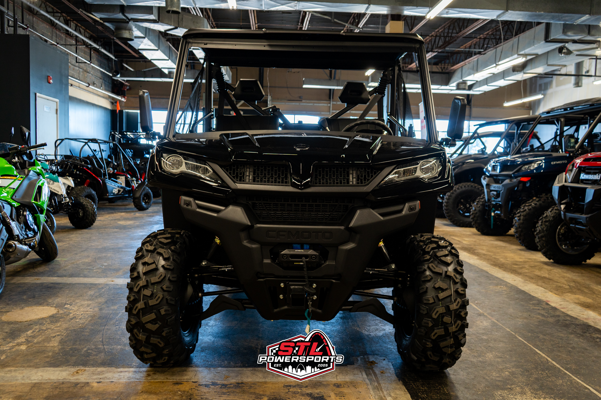 2025 CFMOTO UFORCE 1000 - Photo 8