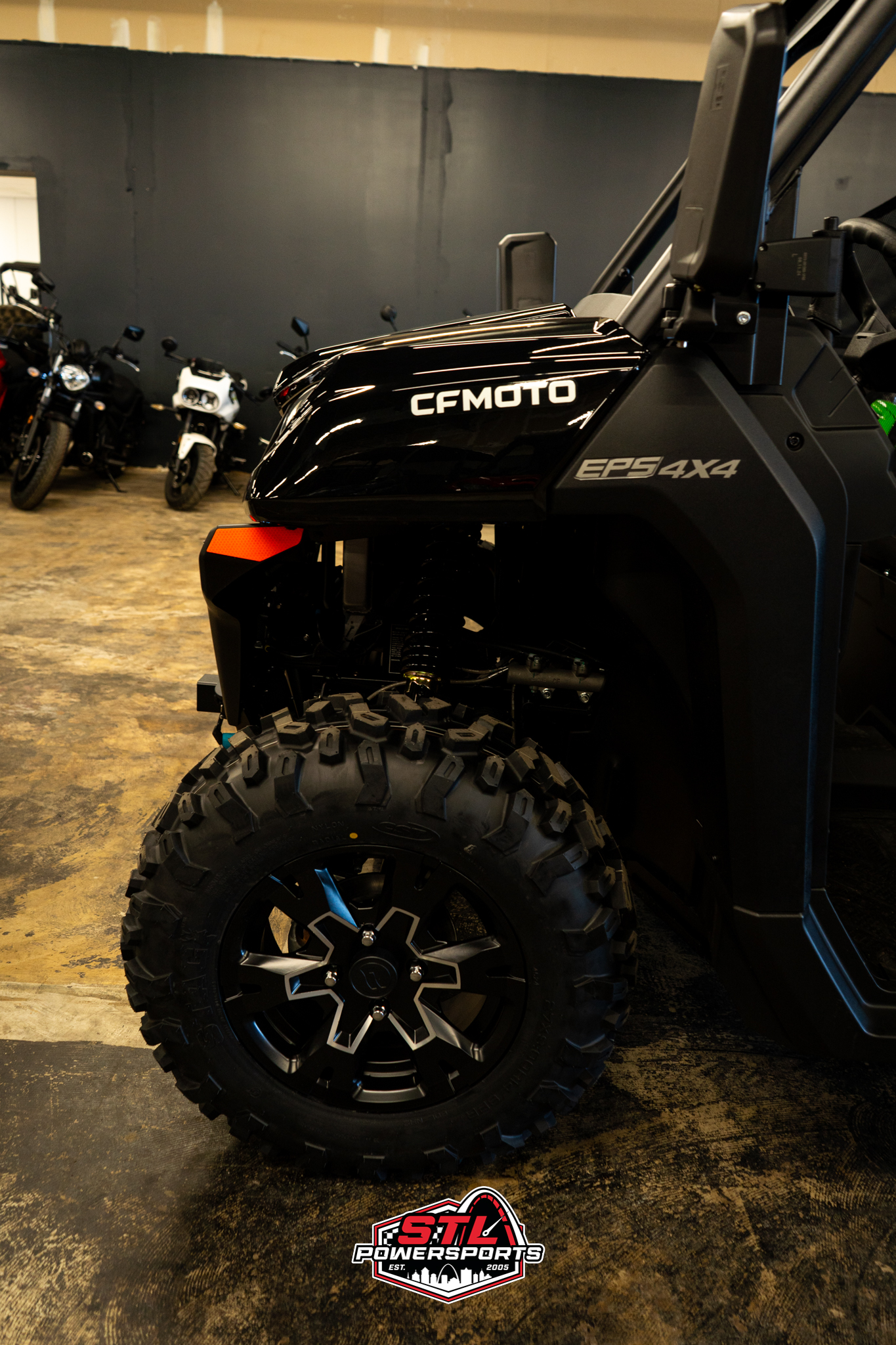 2025 CFMOTO UFORCE 1000 - Photo 15