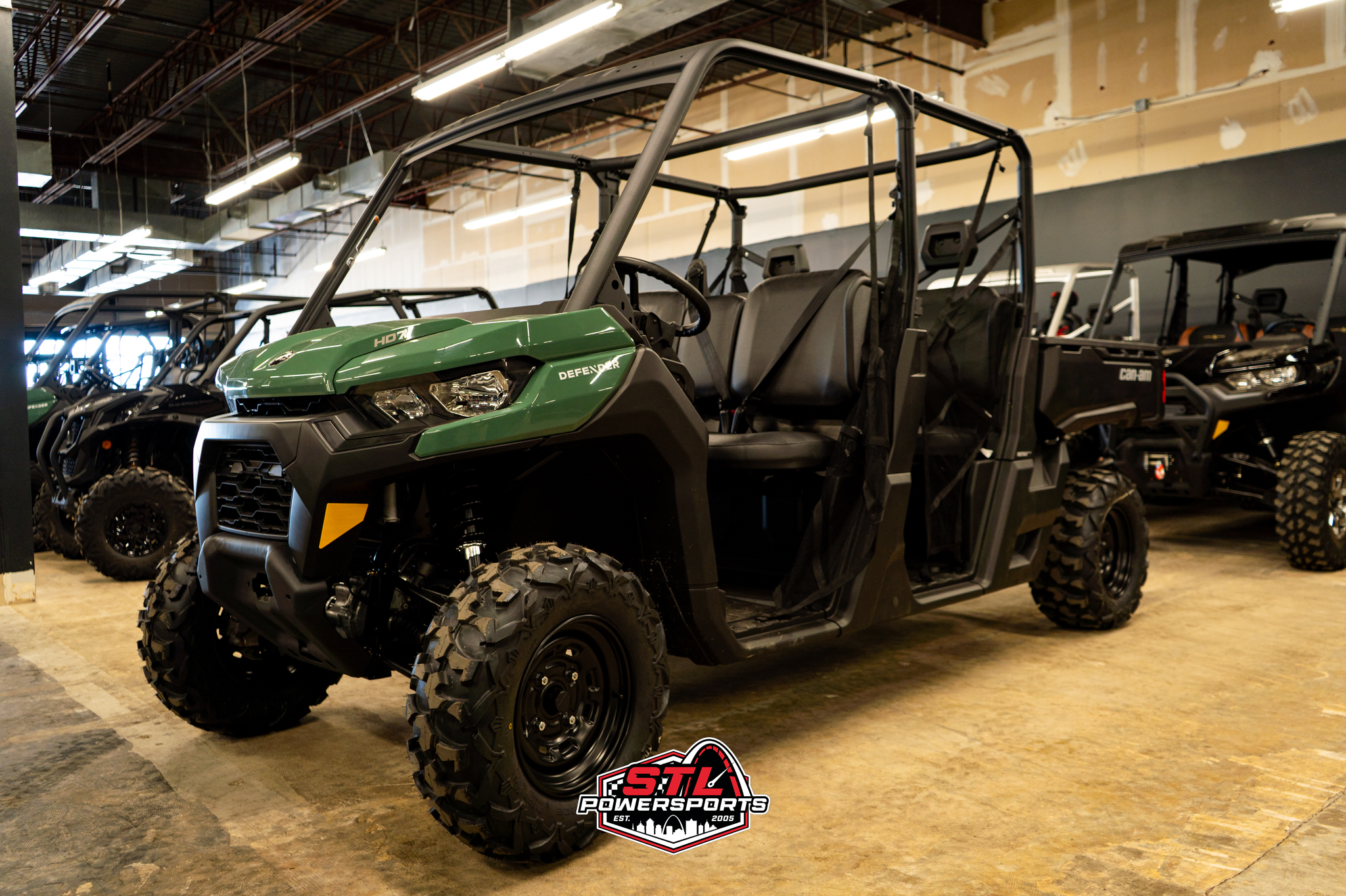 2025 Can-Am Defender MAX HD7